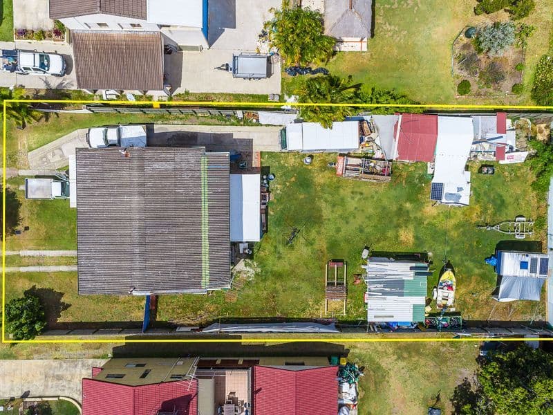 45 Seaville Avenue, Scarborough QLD 4020, Scarborough - Thumbnail 3