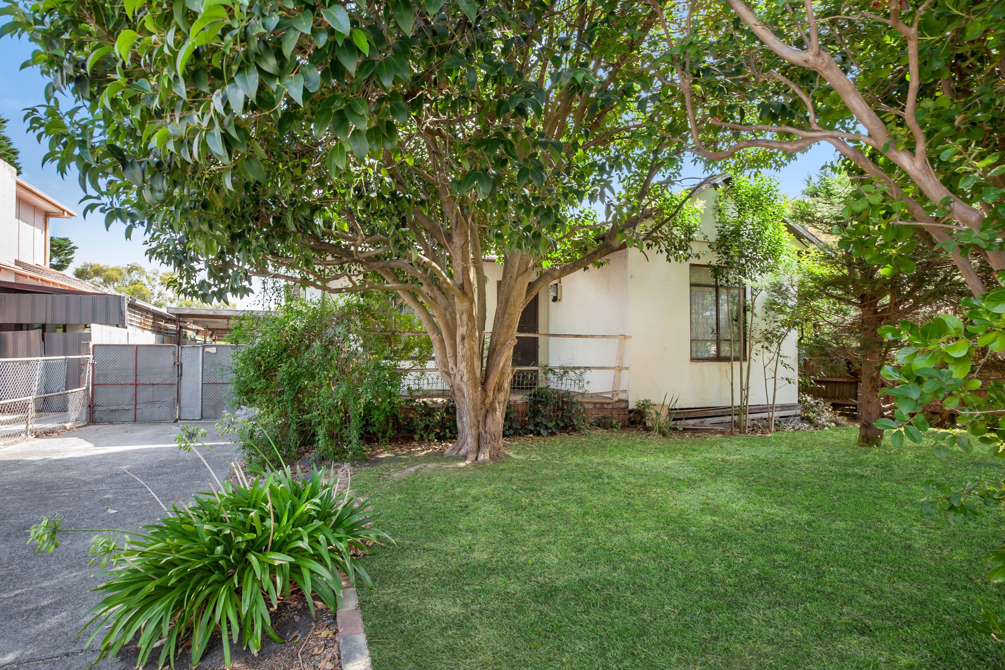 24 Elm Street, Preston VIC 3072, Preston - Image 1