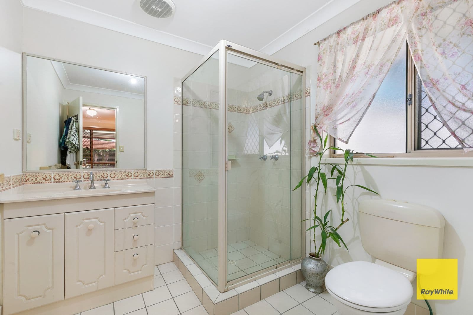 6 Burns Street, Capalaba QLD 4157, Capalaba - Thumbnail 5