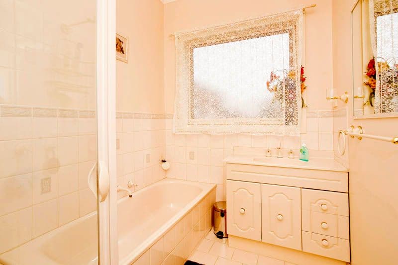 7 Cumberland Drive, LARA VIC 3212, Lara - Thumbnail 4