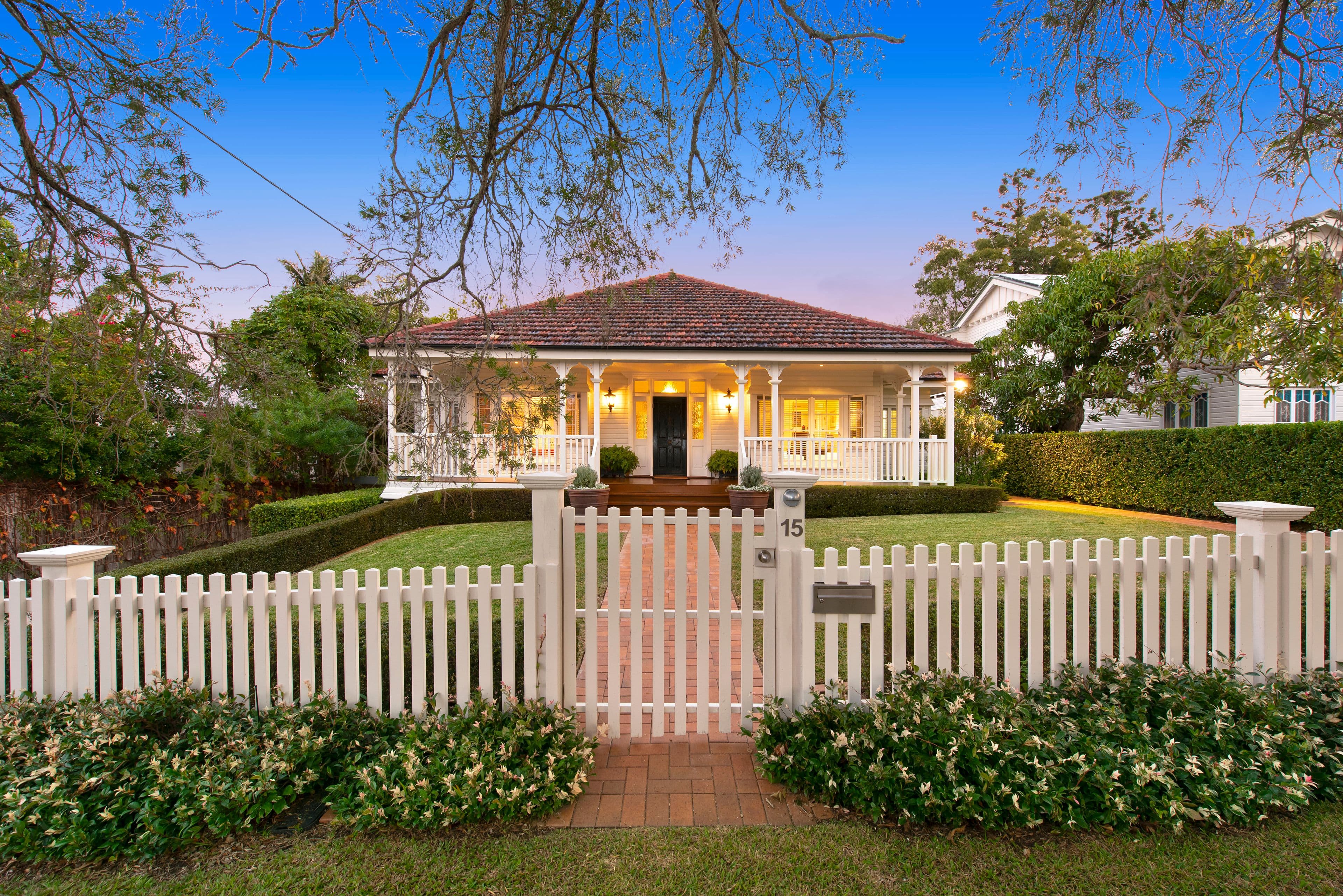 15 Goldieslie Road, Indooroopilly QLD 4068, Indooroopilly - Image 1