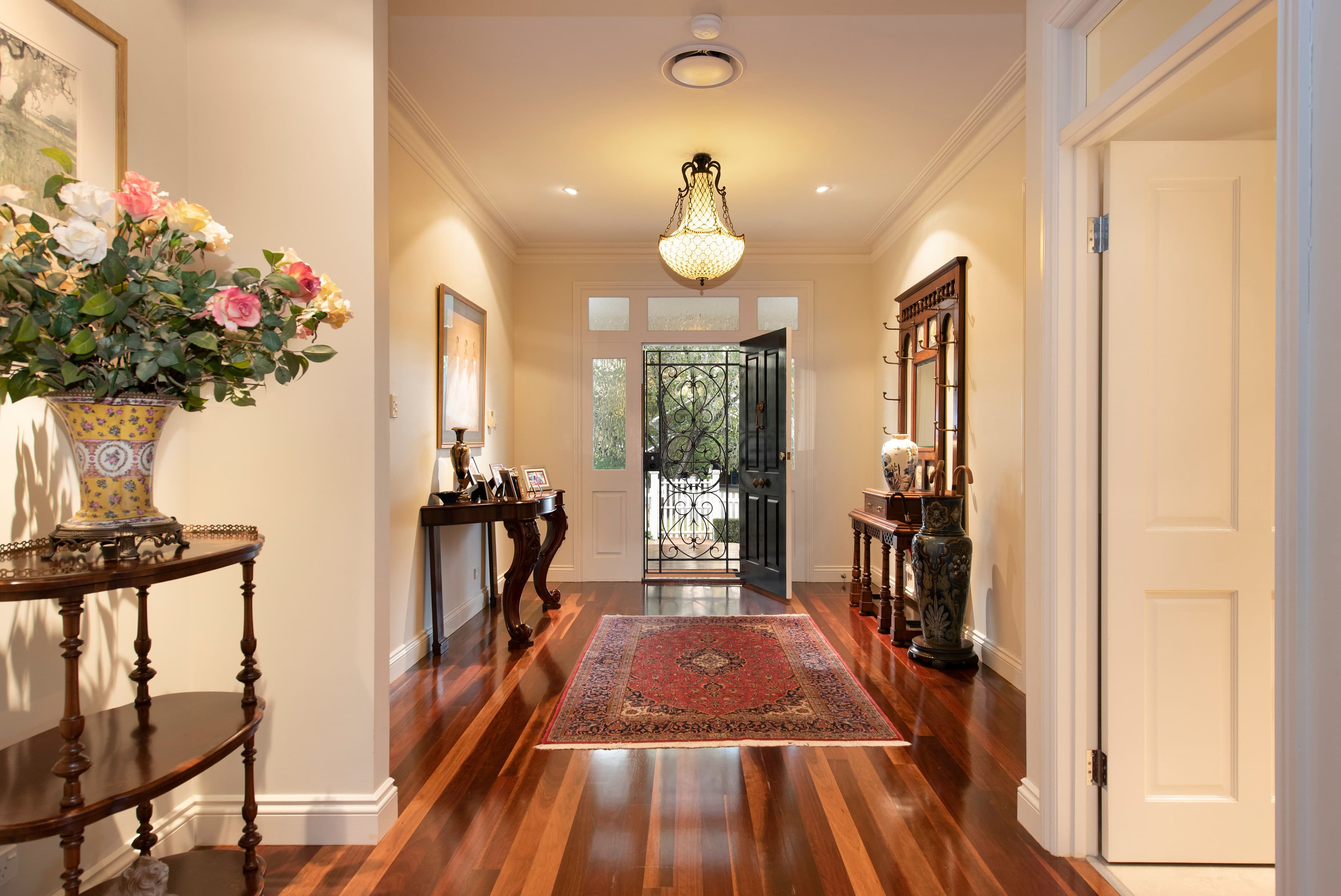 15 Goldieslie Road, Indooroopilly QLD 4068, Indooroopilly - Thumbnail 3