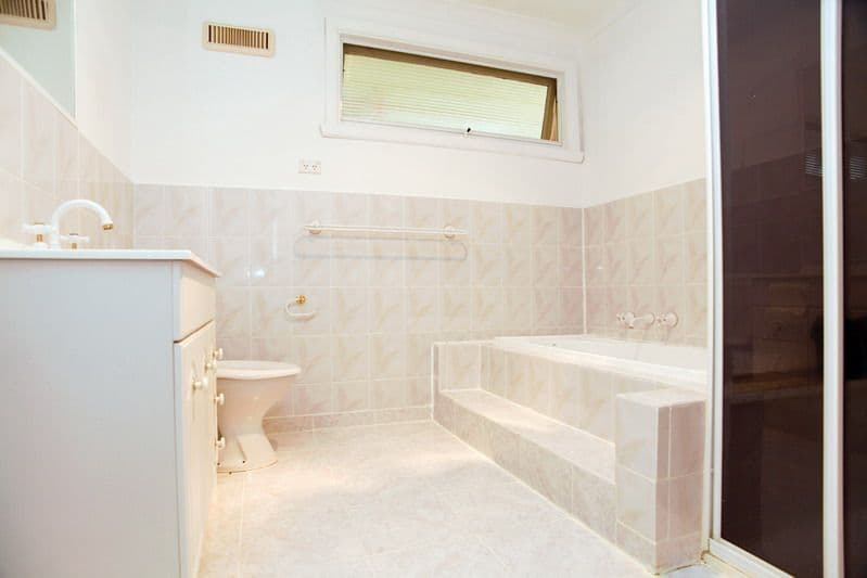 18 Huskisson Avenue, LALOR VIC 3075, Lalor - Thumbnail 7