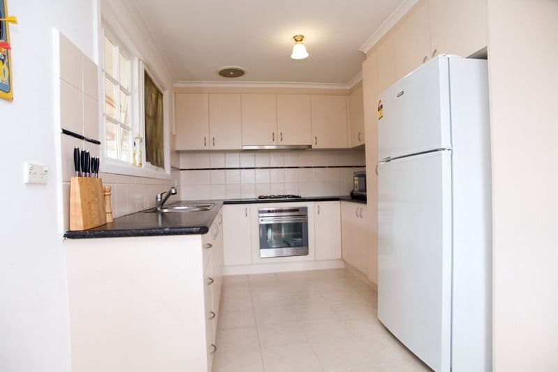 18 Huskisson Avenue, LALOR VIC 3075, Lalor - Thumbnail 8