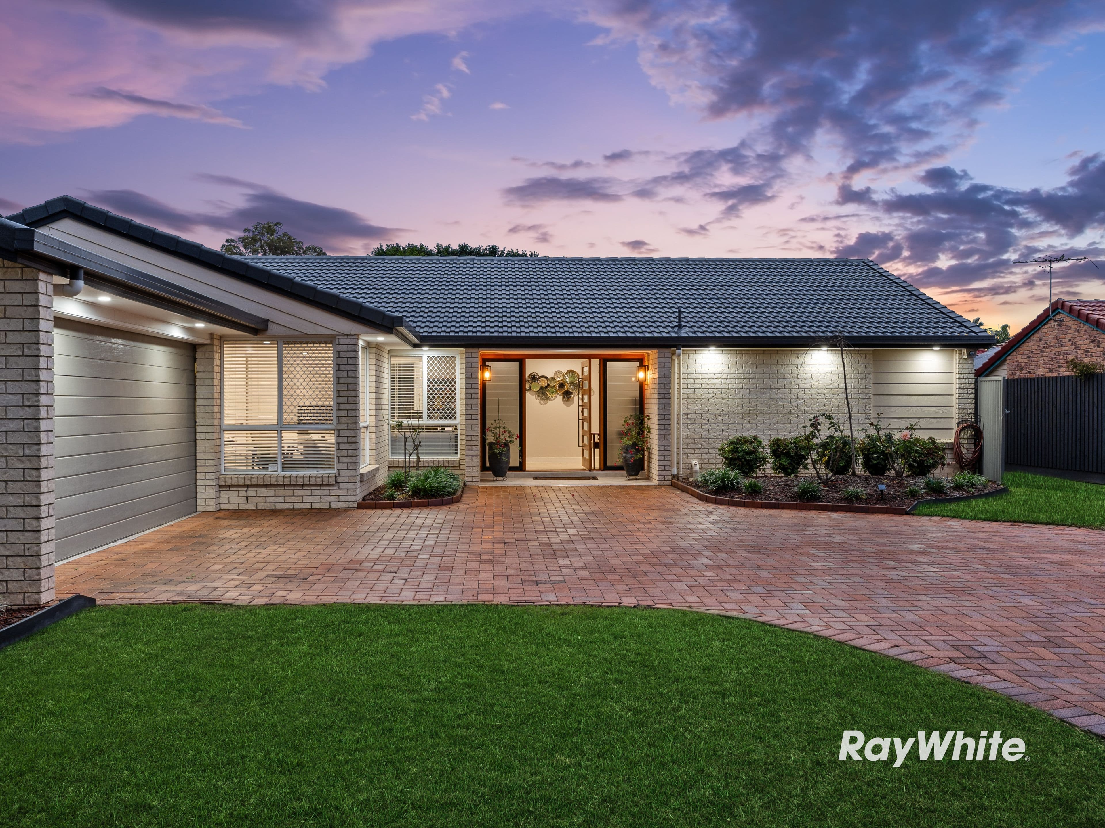 46 Alphitonia Crescent, Sunnybank Hills QLD 4109, Sunnybank Hills - Thumbnail 3