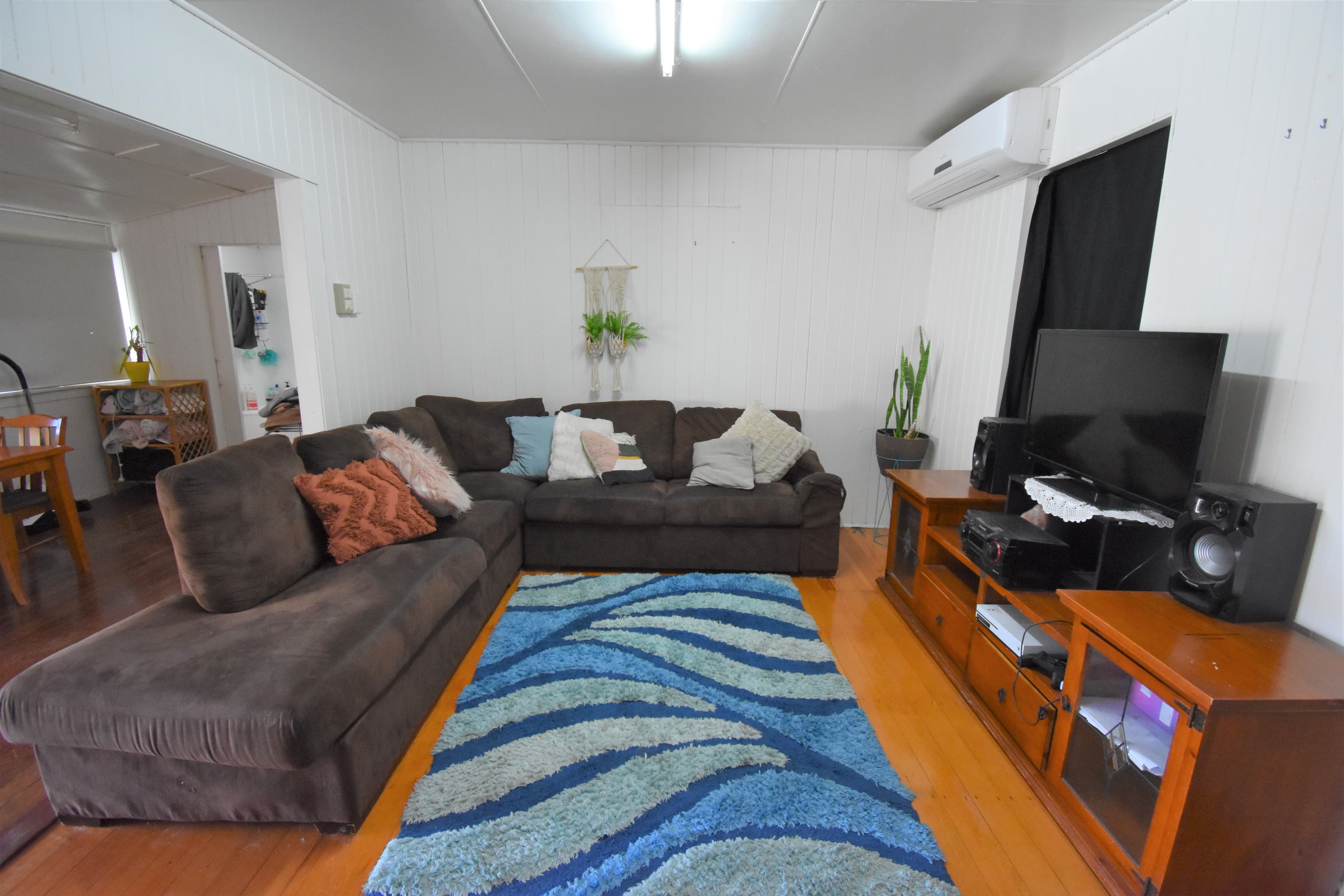 62 Falcon Street, Longreach QLD 4730, Longreach - Thumbnail 3