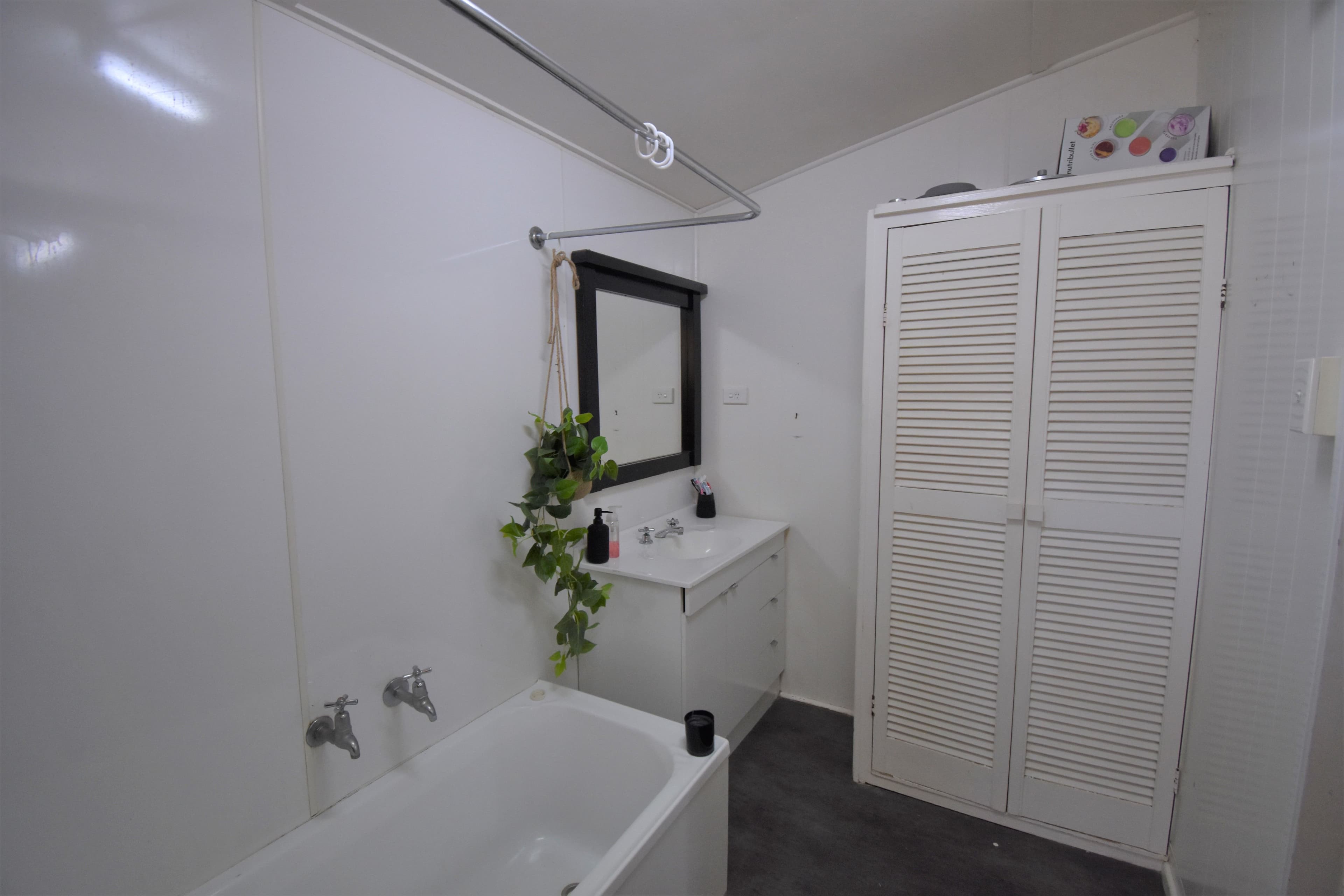 62 Falcon Street, Longreach QLD 4730, Longreach - Thumbnail 6