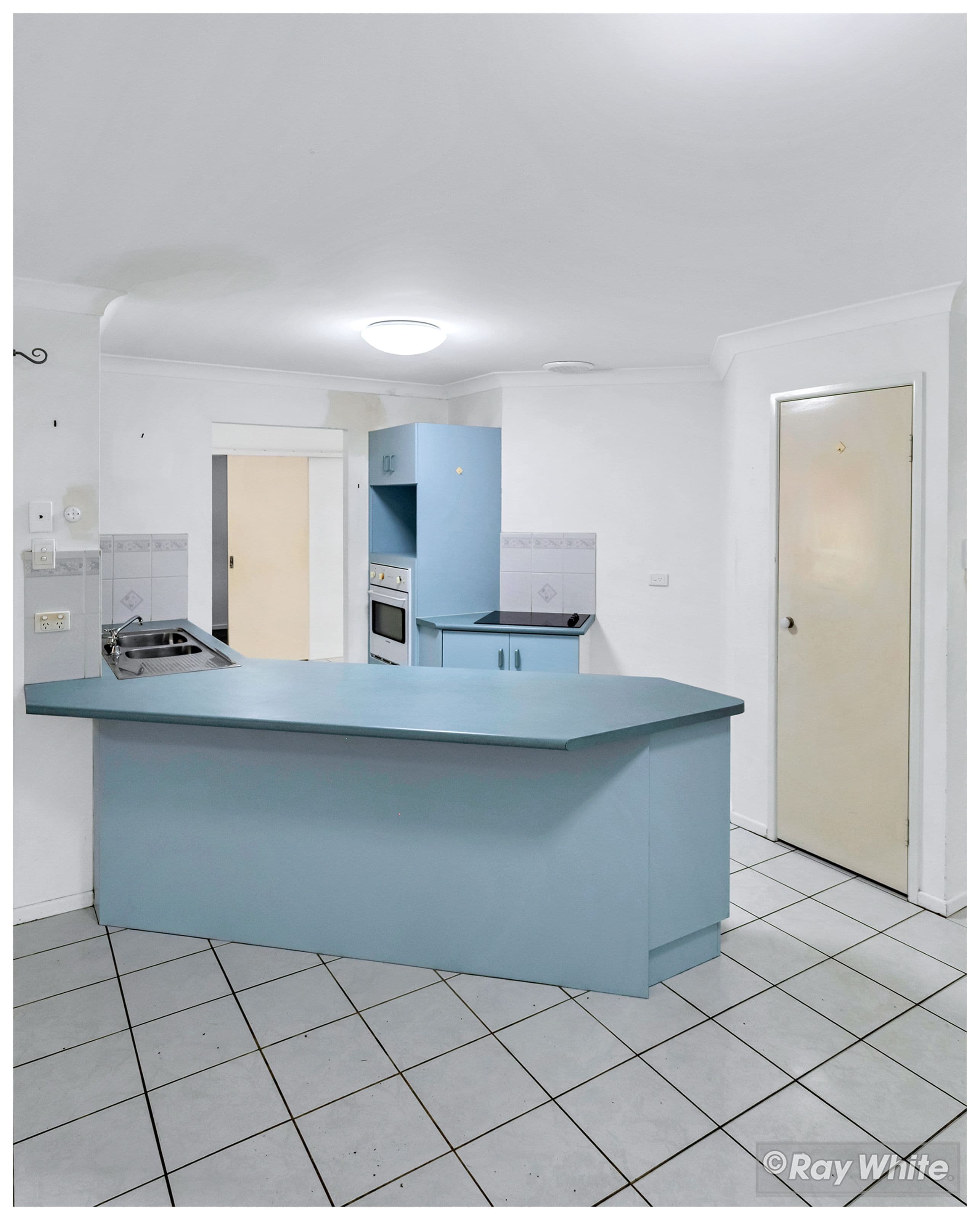 12 Brigalow Avenue, Norman Gardens QLD 4701, Norman Gardens - Thumbnail 2