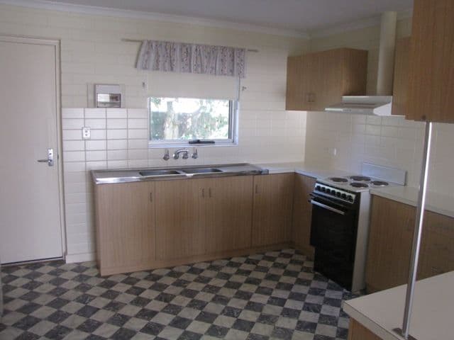 Unit 1 Bonneyview Village, BARMERA SA 5345, Barmera - Thumbnail 2