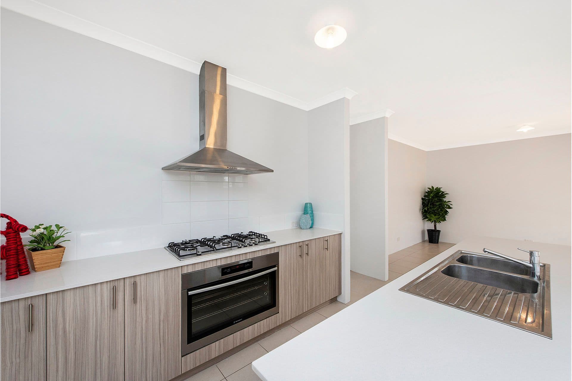 7/10 Warton Rd, Huntingdale, WA, 6110, South Yunderup - Thumbnail 2