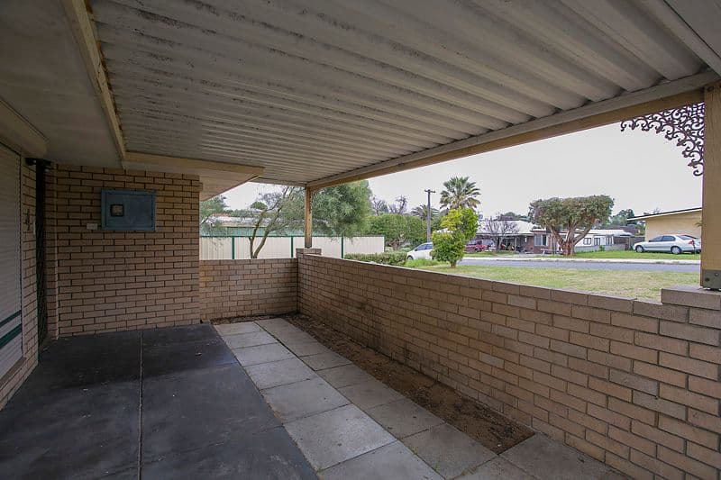 4 Worrall Court, ORELIA WA 6167, Orelia - Thumbnail 4