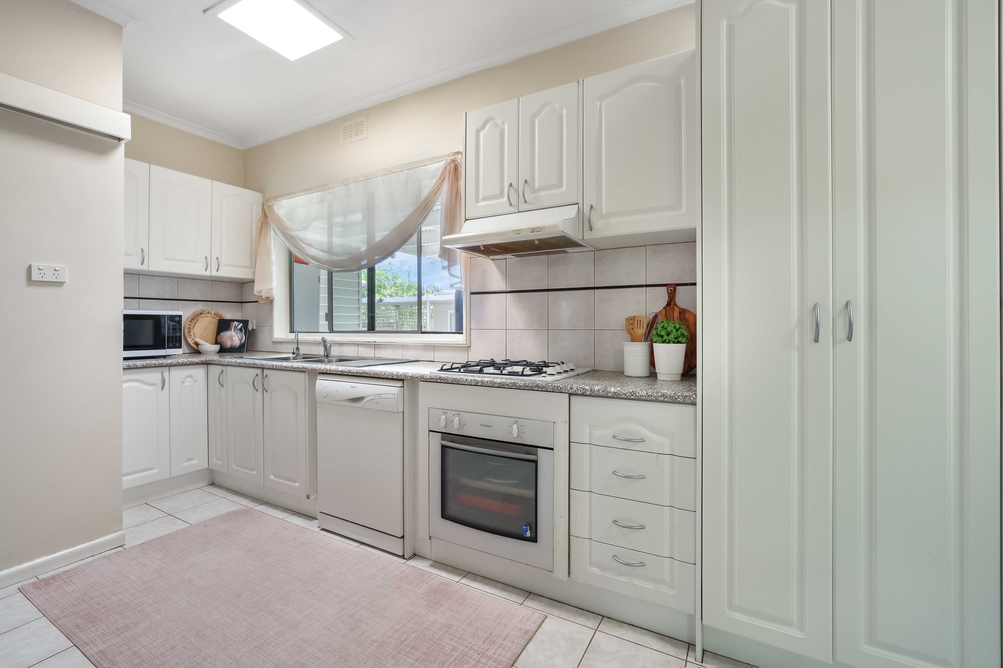 14 Mackinnon Grove, Glenroy VIC 3046, Glenroy - Thumbnail 5