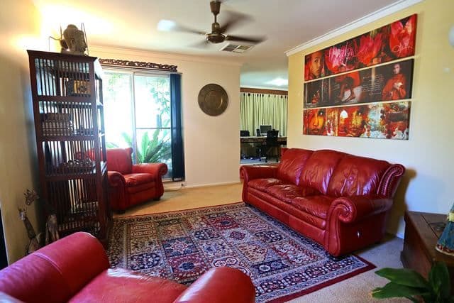 21 Ridgehaven Ramble, BALLAJURA WA 6066, Ballajura - Thumbnail 3