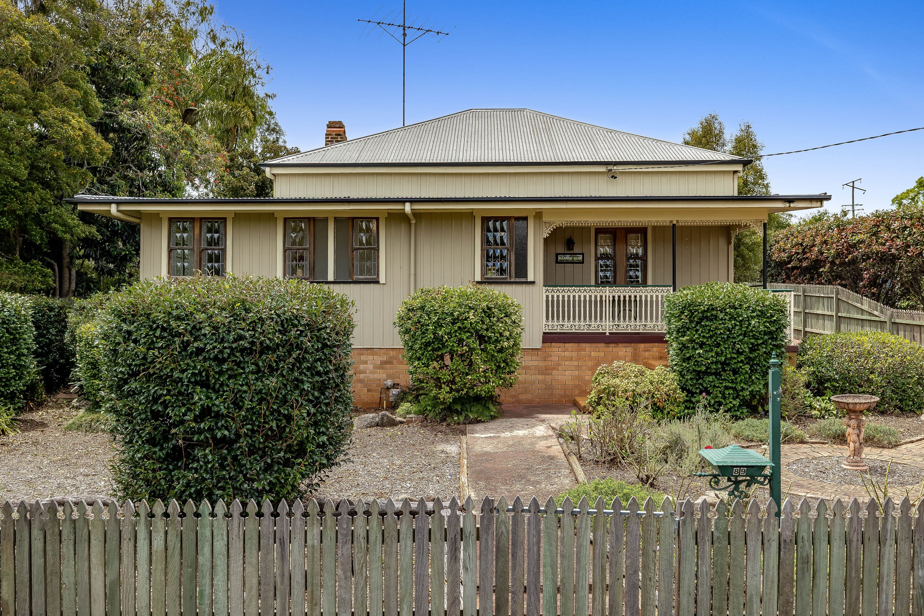 89 Bridge Street, Mount Lofty QLD 4350, Mount Lofty - Image 1