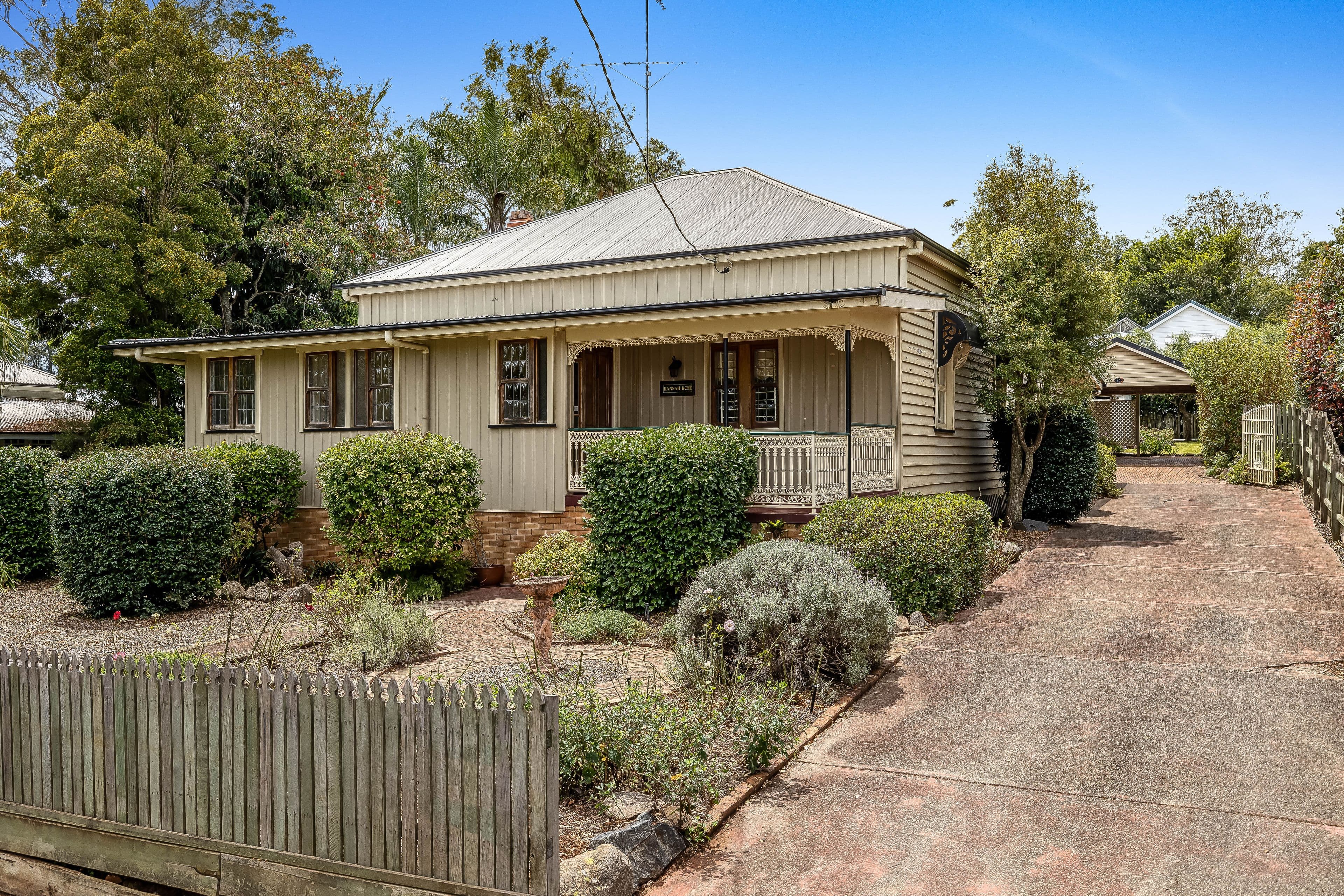89 Bridge Street, Mount Lofty QLD 4350, Mount Lofty - Thumbnail 2