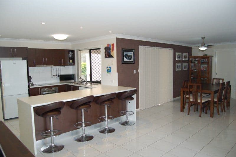 6  Shareece Court, CRESTMEAD QLD 4132, Crestmead - Thumbnail 4