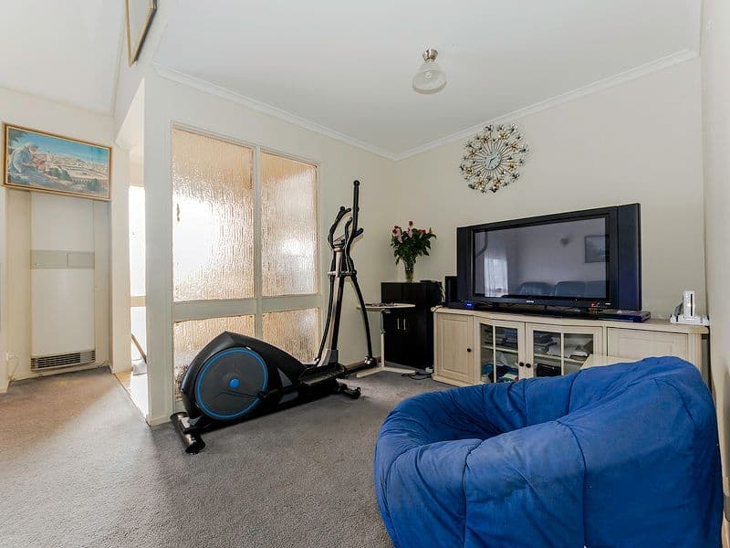 1 Macalister Court, Werribee VIC 3030, Werribee - Thumbnail 6