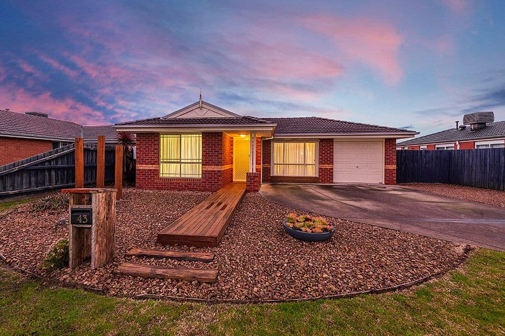 43 Middleham Close, Cranbourne West VIC 3977, Cranbourne West - Image 1