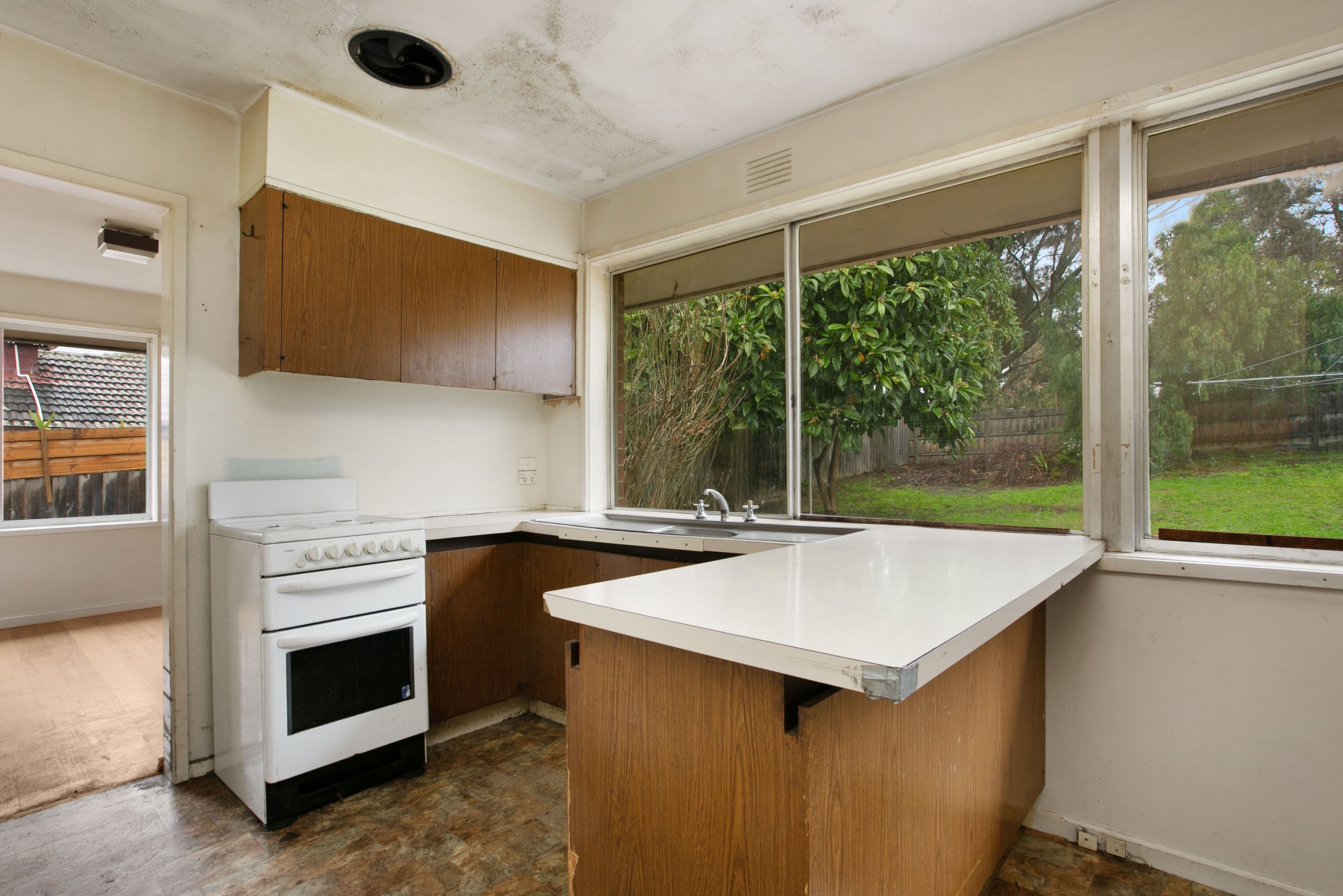 10 Cam Street, Greensborough VIC 3088, Greensborough - Thumbnail 4
