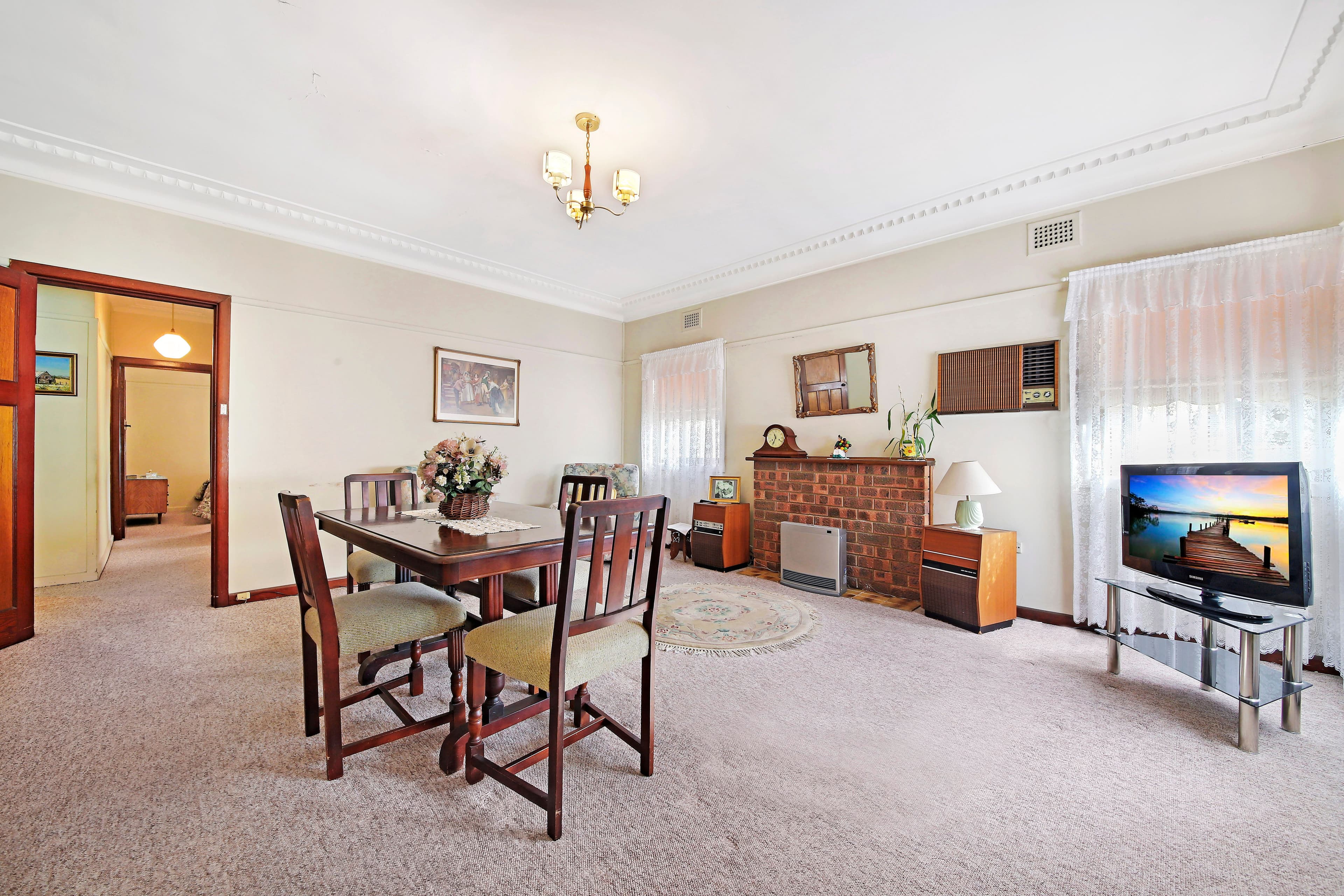 174 Cooper Road, Yagoona - Thumbnail 2