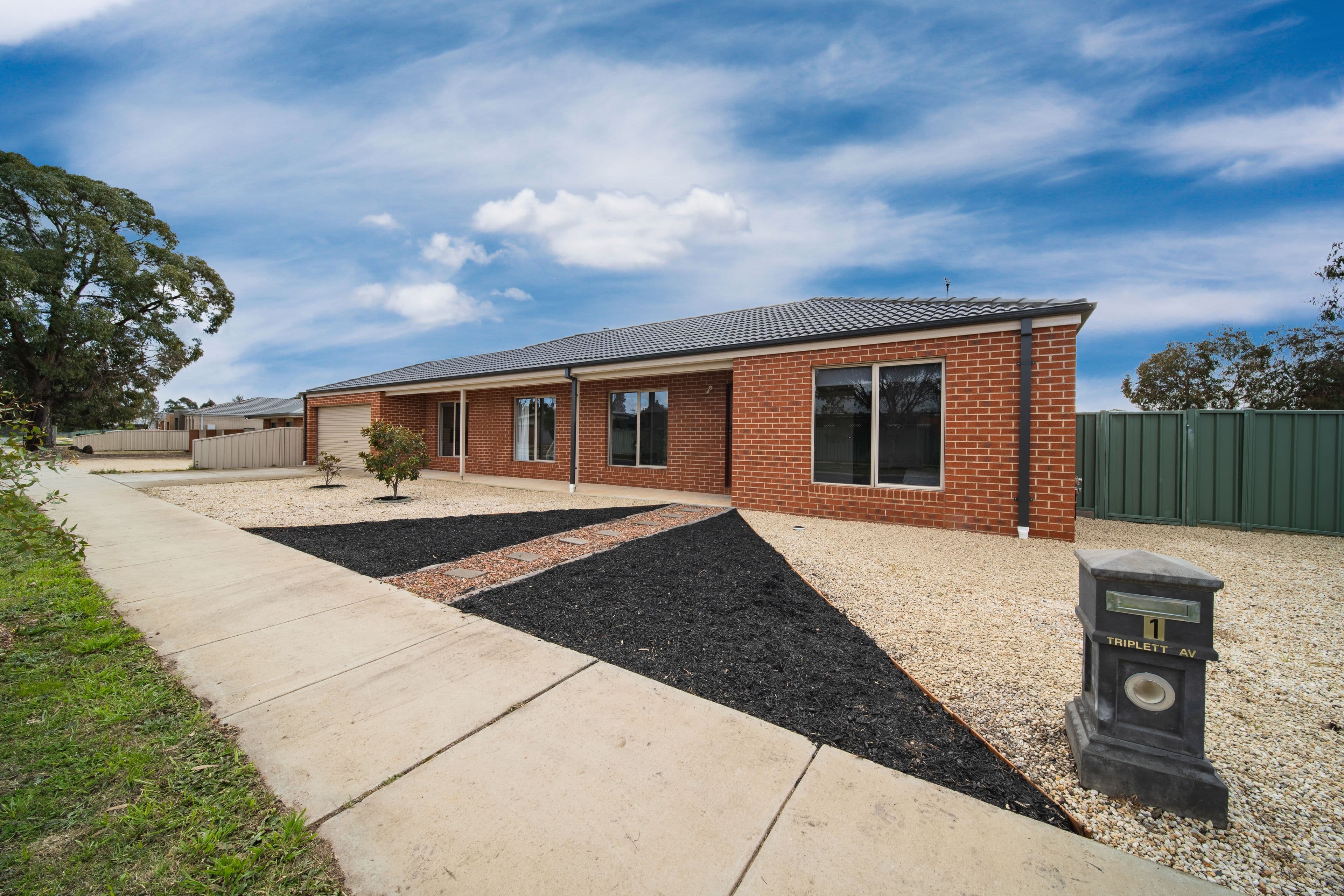 1 Triplett Avenue, Ascot VIC 3551, Ascot - Thumbnail 2