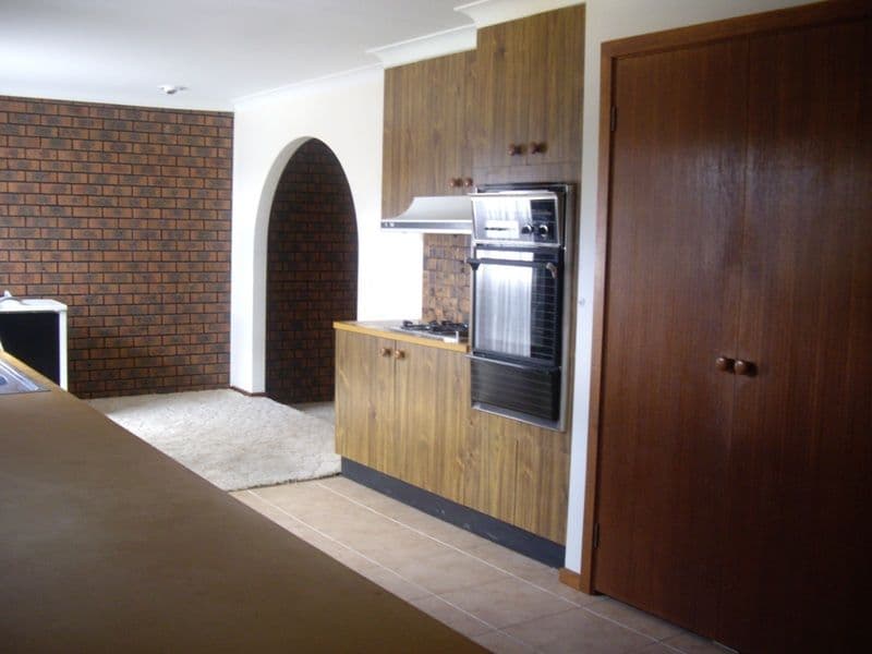 530 Regina Avenue, North Albury - Thumbnail 4