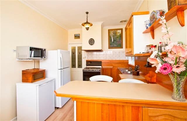 33  Law Street, HEIDELBERG HEIGHTS VIC 3081, Heidelberg Heights - Thumbnail 2