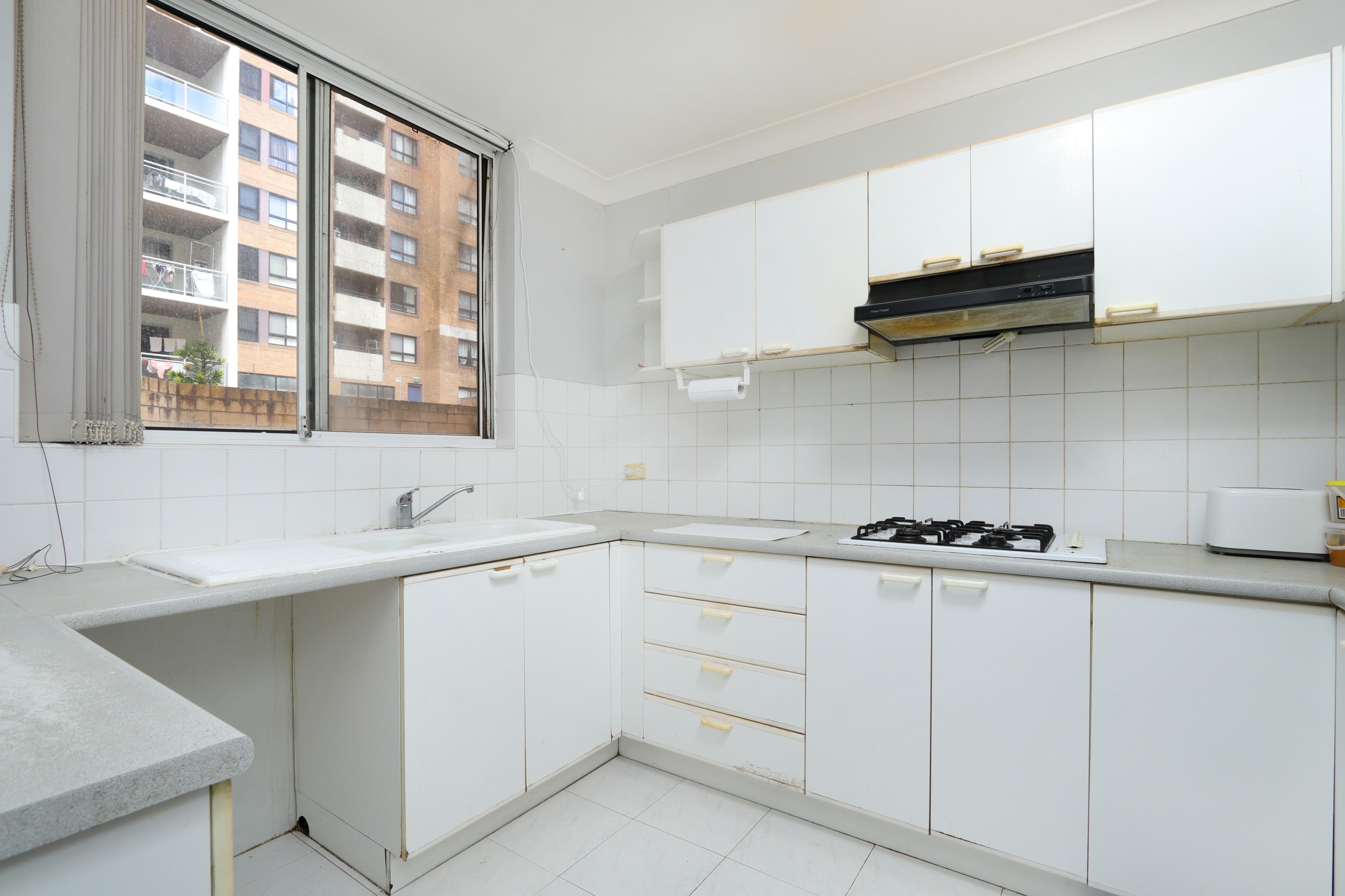 11 Bond Street, Hurstville NSW 2220, Hurstville - Thumbnail 3