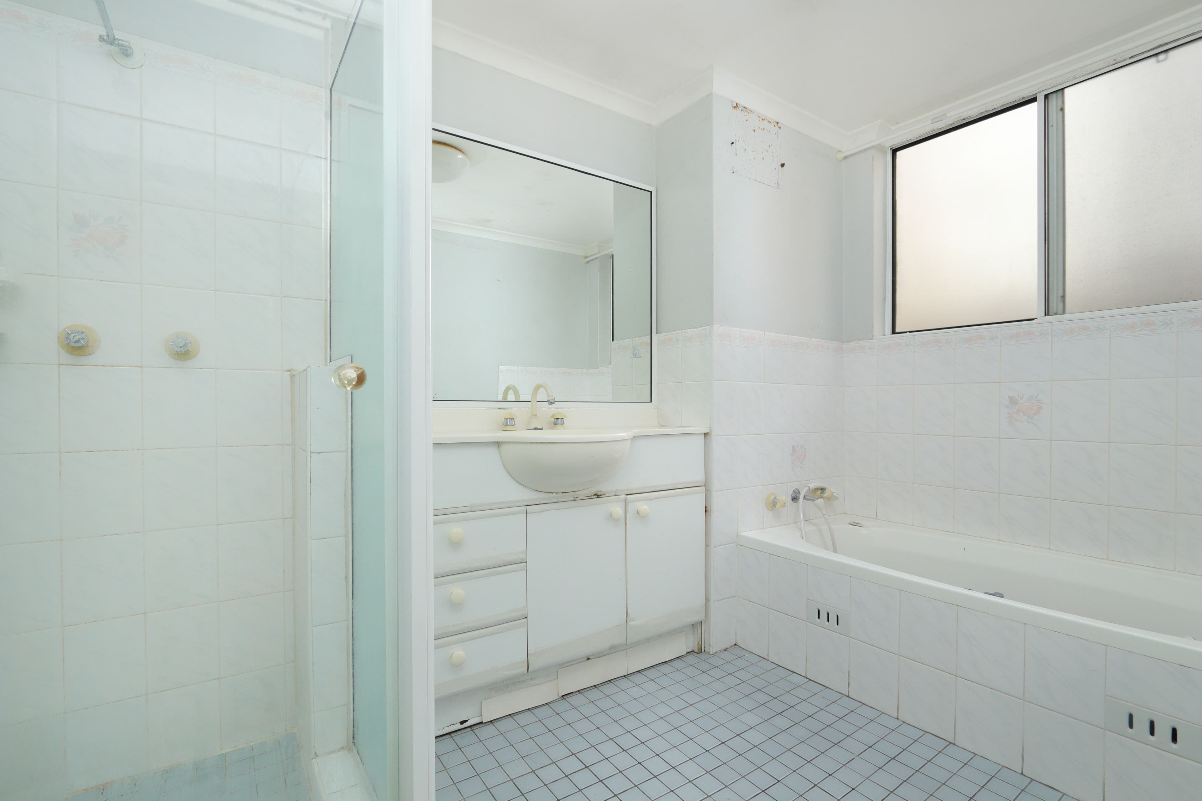 11 Bond Street, Hurstville NSW 2220, Hurstville - Thumbnail 4