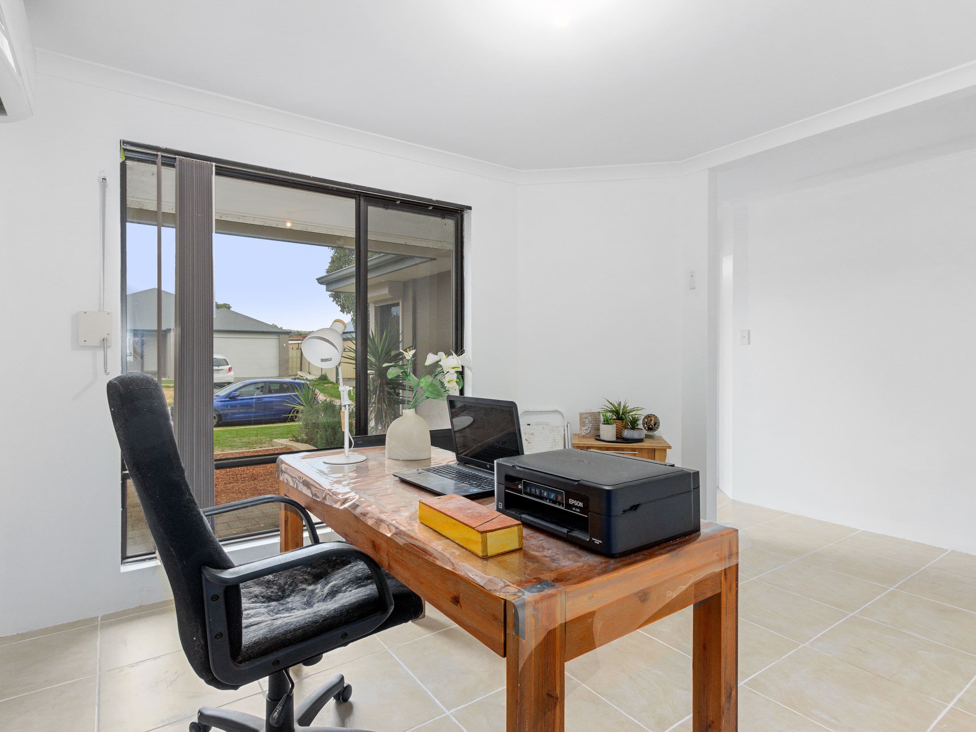 4 Swinden Court, Maddington WA 6109, Maddington - Thumbnail 3