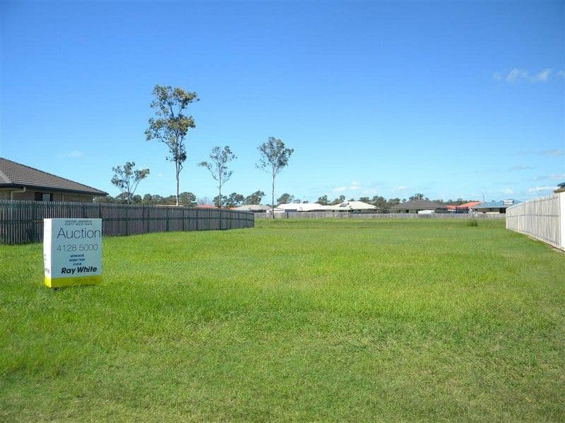 45 Archer Drive, POINT VERNON QLD 4655, Point Vernon - Thumbnail 2