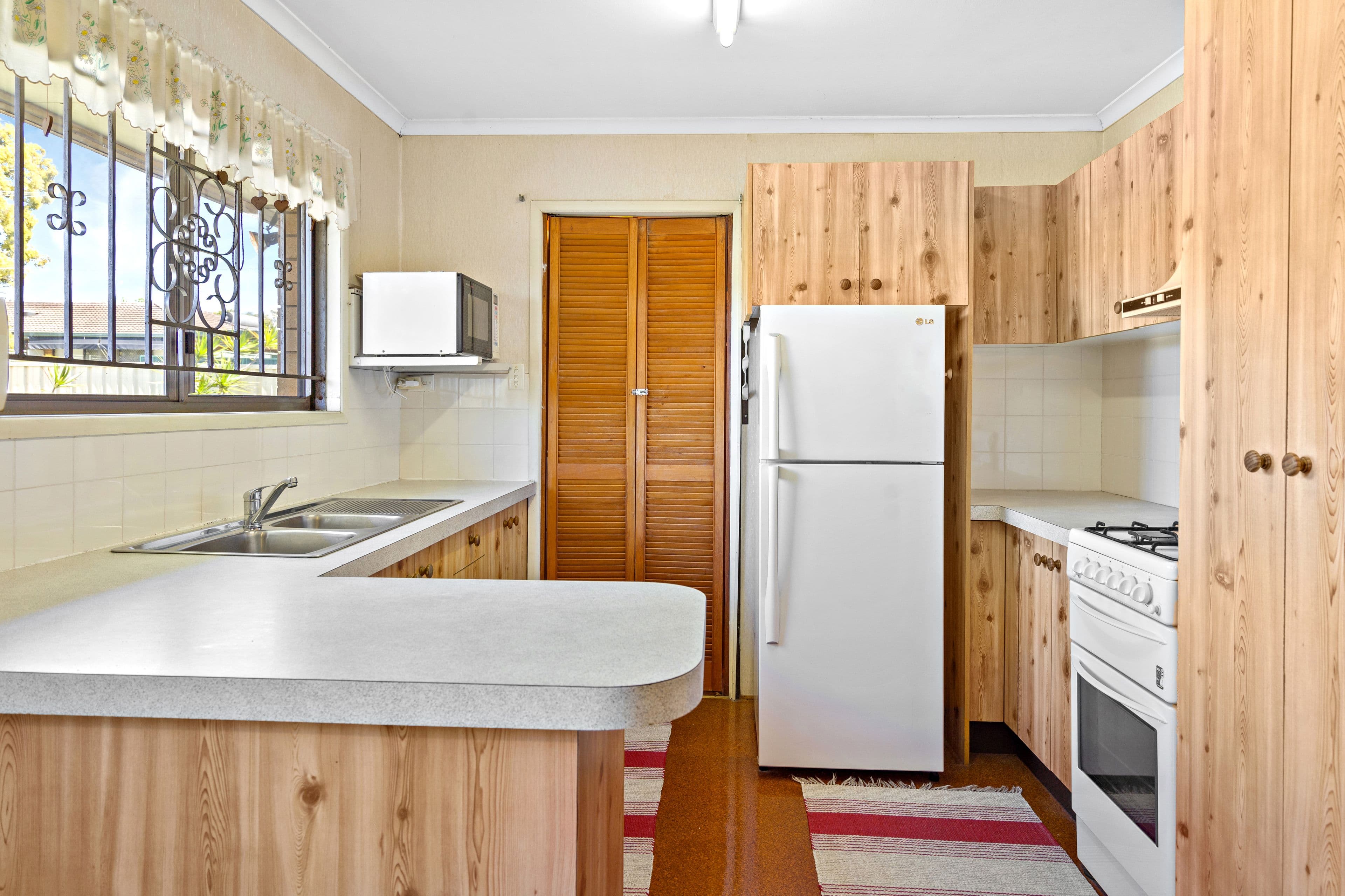 21 Macarthur Crescent, Slacks Creek QLD 4127, Slacks Creek - Thumbnail 3