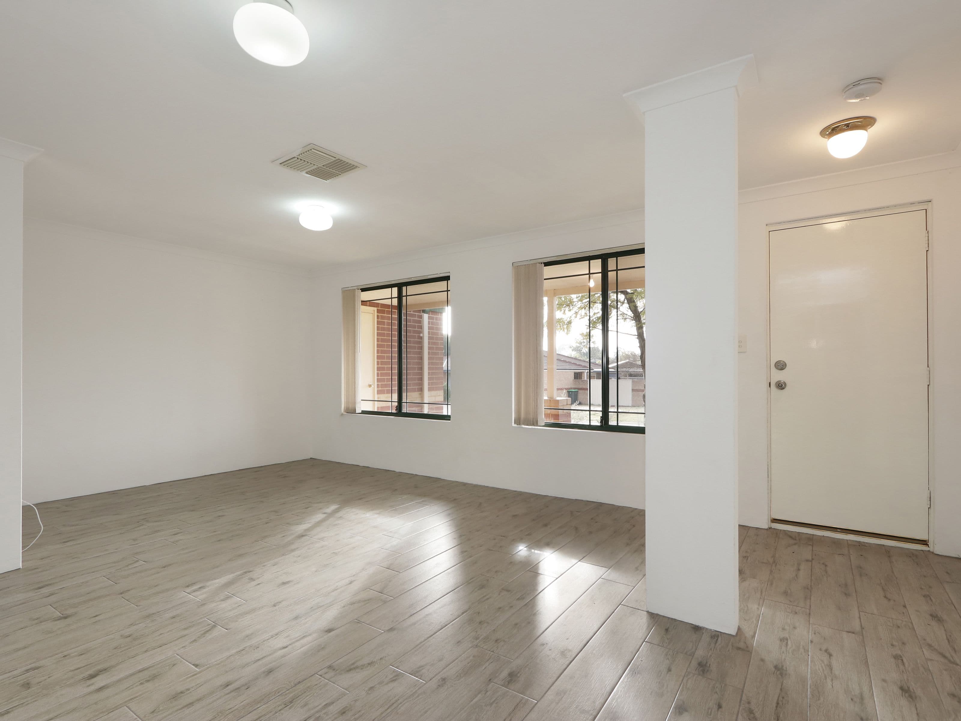 8 Brookford Court, Jandakot WA 6164, Jandakot - Thumbnail 3