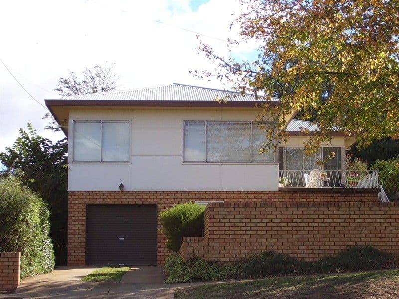 4 Albert Street, PARKES NSW 2870, Parkes - Image 1