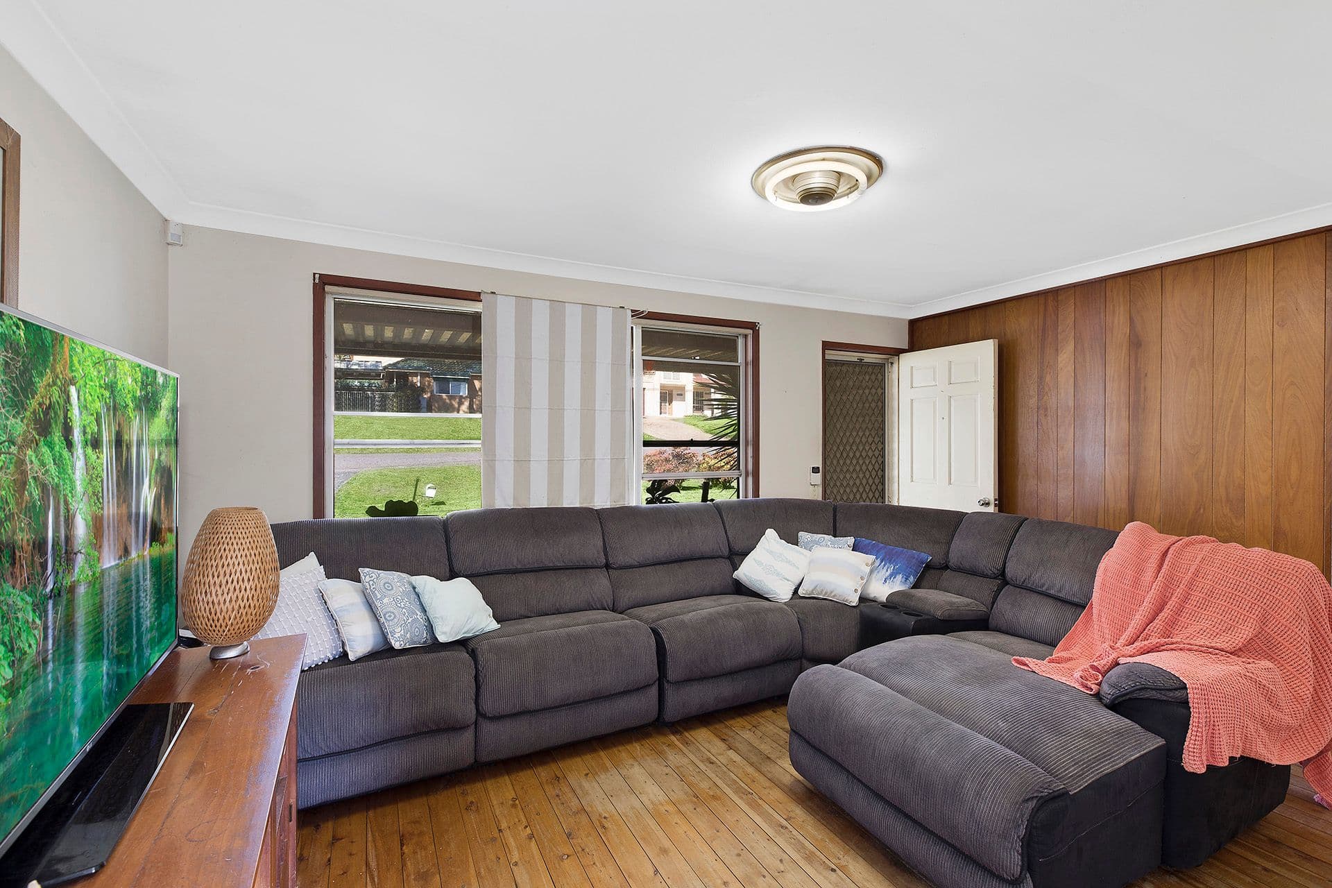119 Lakin Street, Bateau Bay NSW 2261, Bateau Bay - Thumbnail 5