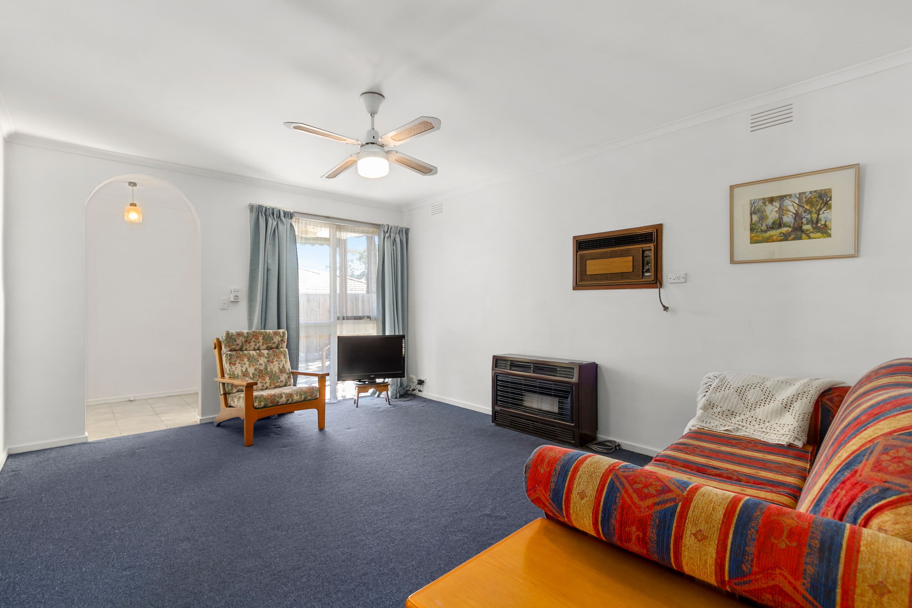 10 Veronica Street, Ferntree Gully VIC 3156, Ferntree Gully - Thumbnail 2
