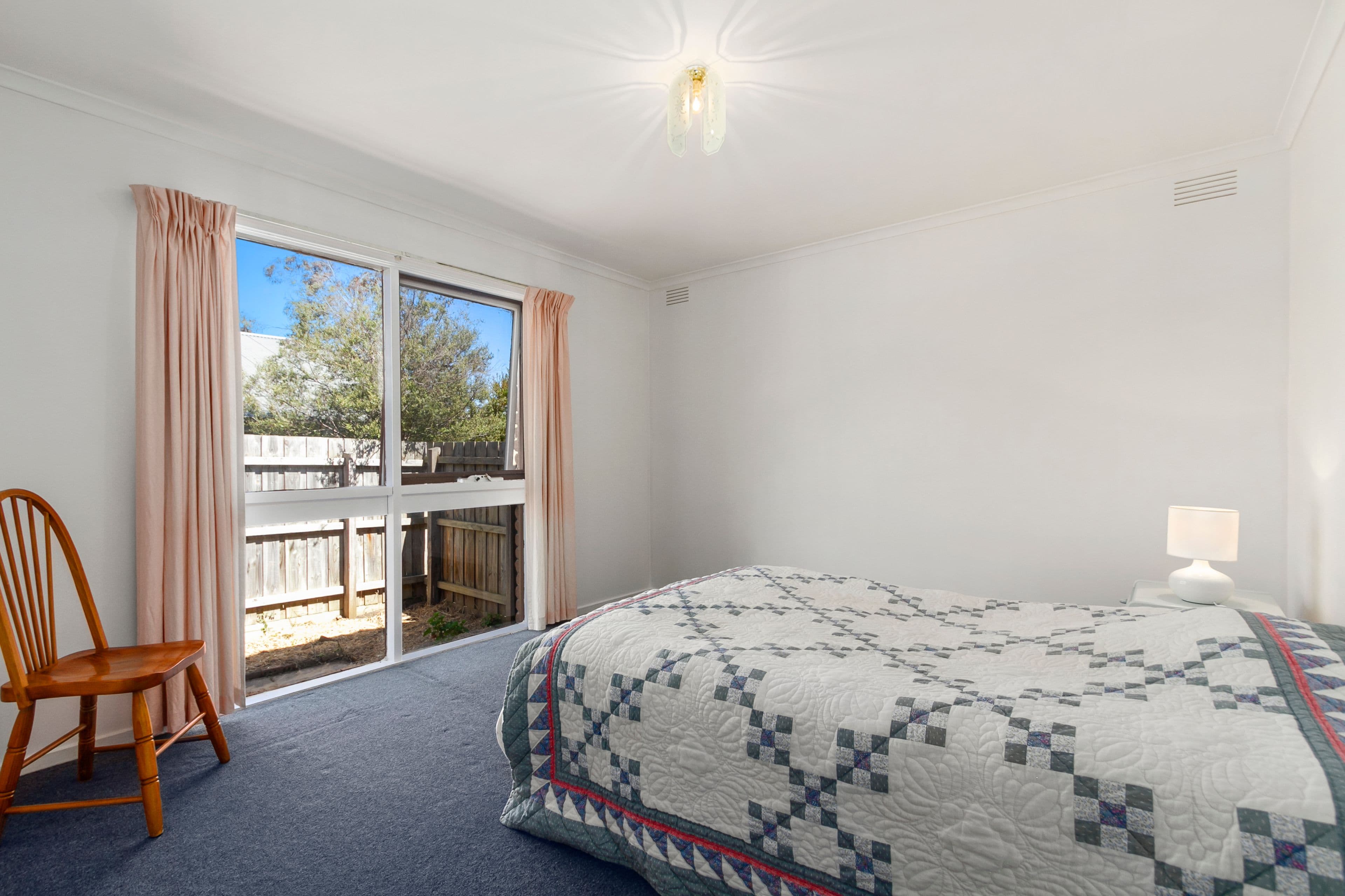 10 Veronica Street, Ferntree Gully VIC 3156, Ferntree Gully - Thumbnail 5