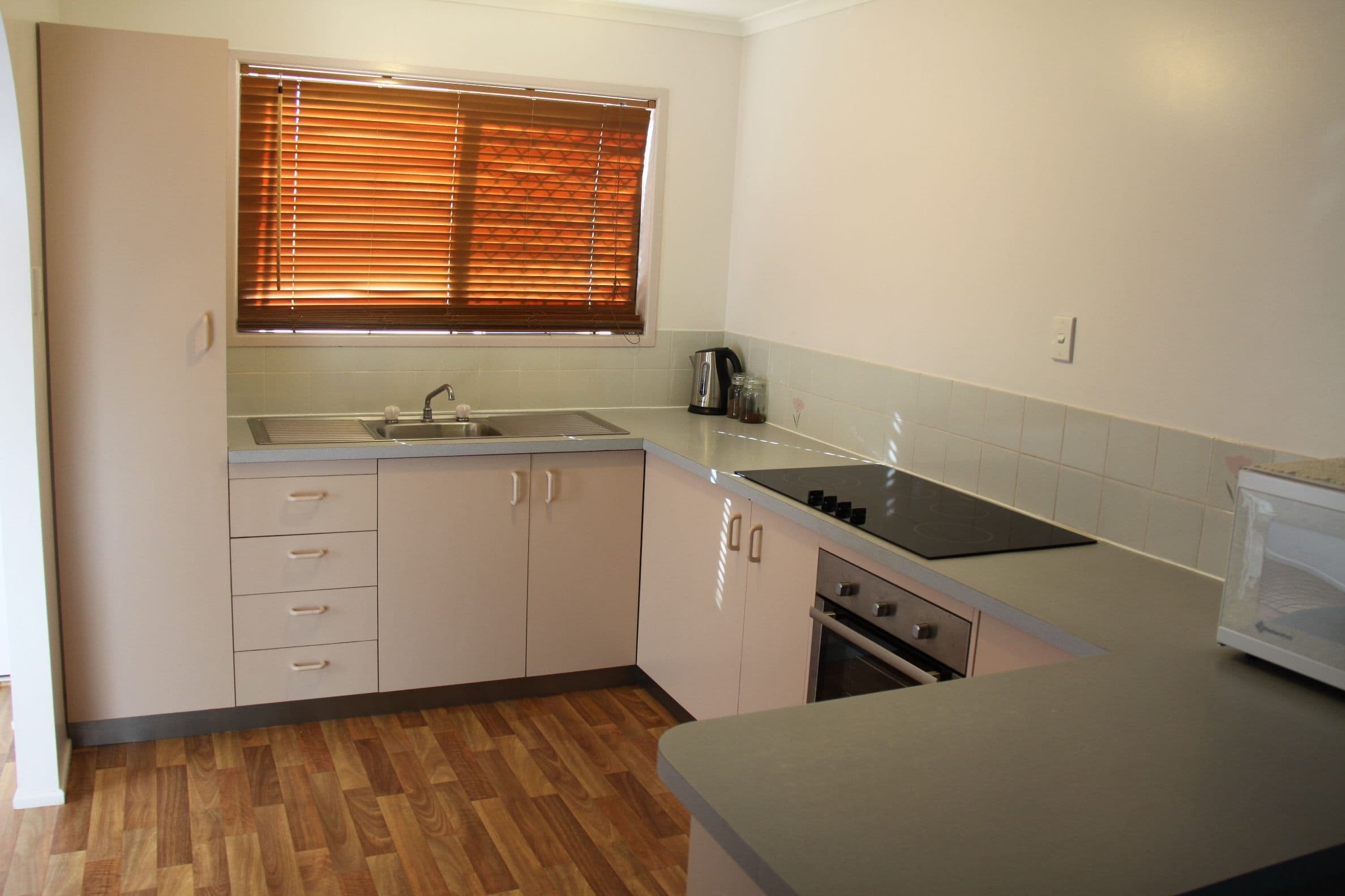 50 Latrobe Street, Tannum Sands QLD 4680, Tannum Sands - Thumbnail 2