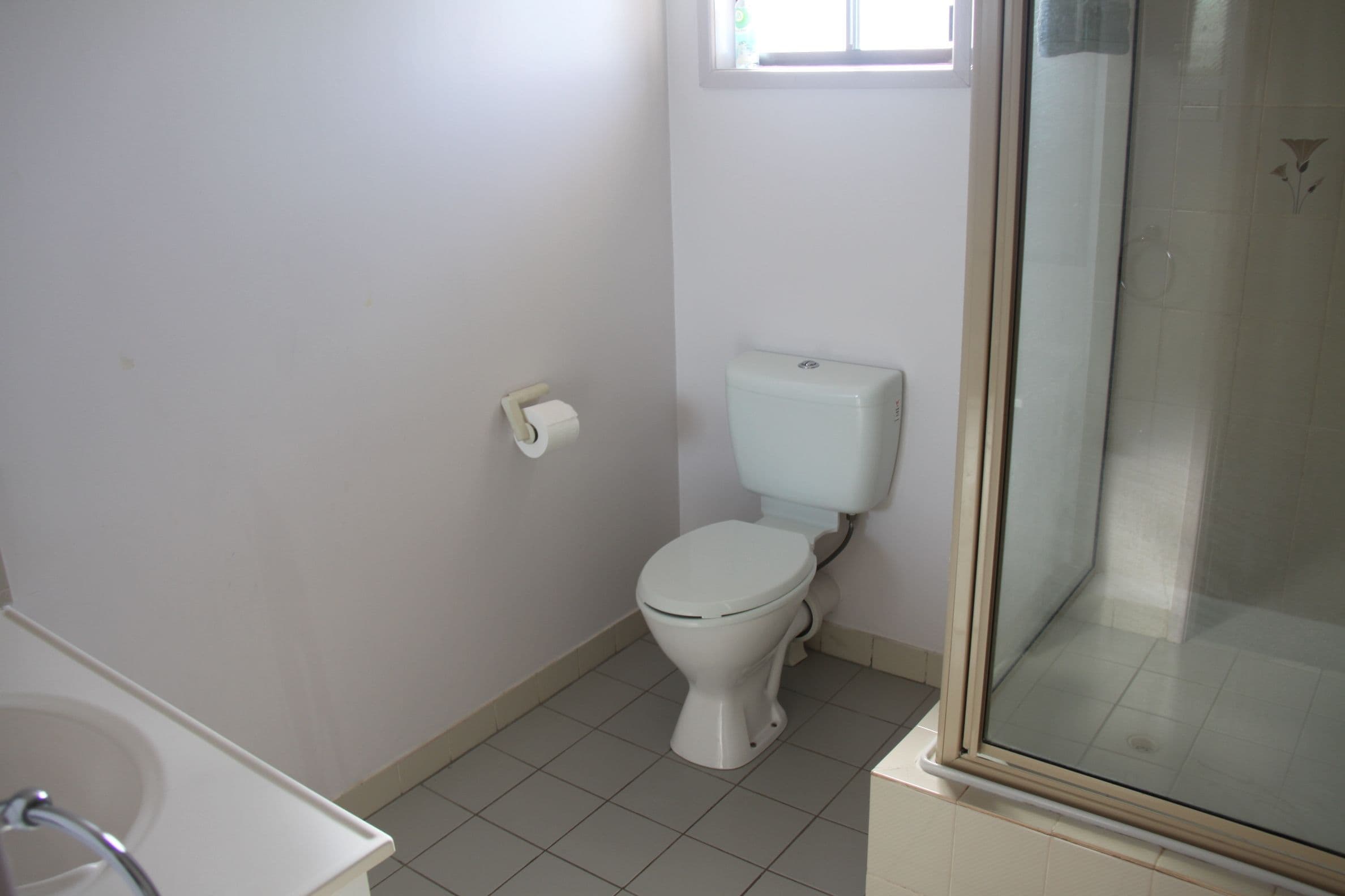 50 Latrobe Street, Tannum Sands QLD 4680, Tannum Sands - Thumbnail 6