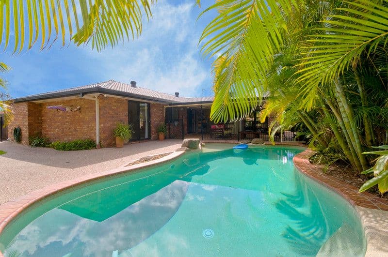 17  Togos Avenue, CURRUMBIN WATERS QLD 4223, Currumbin Waters - Thumbnail 4