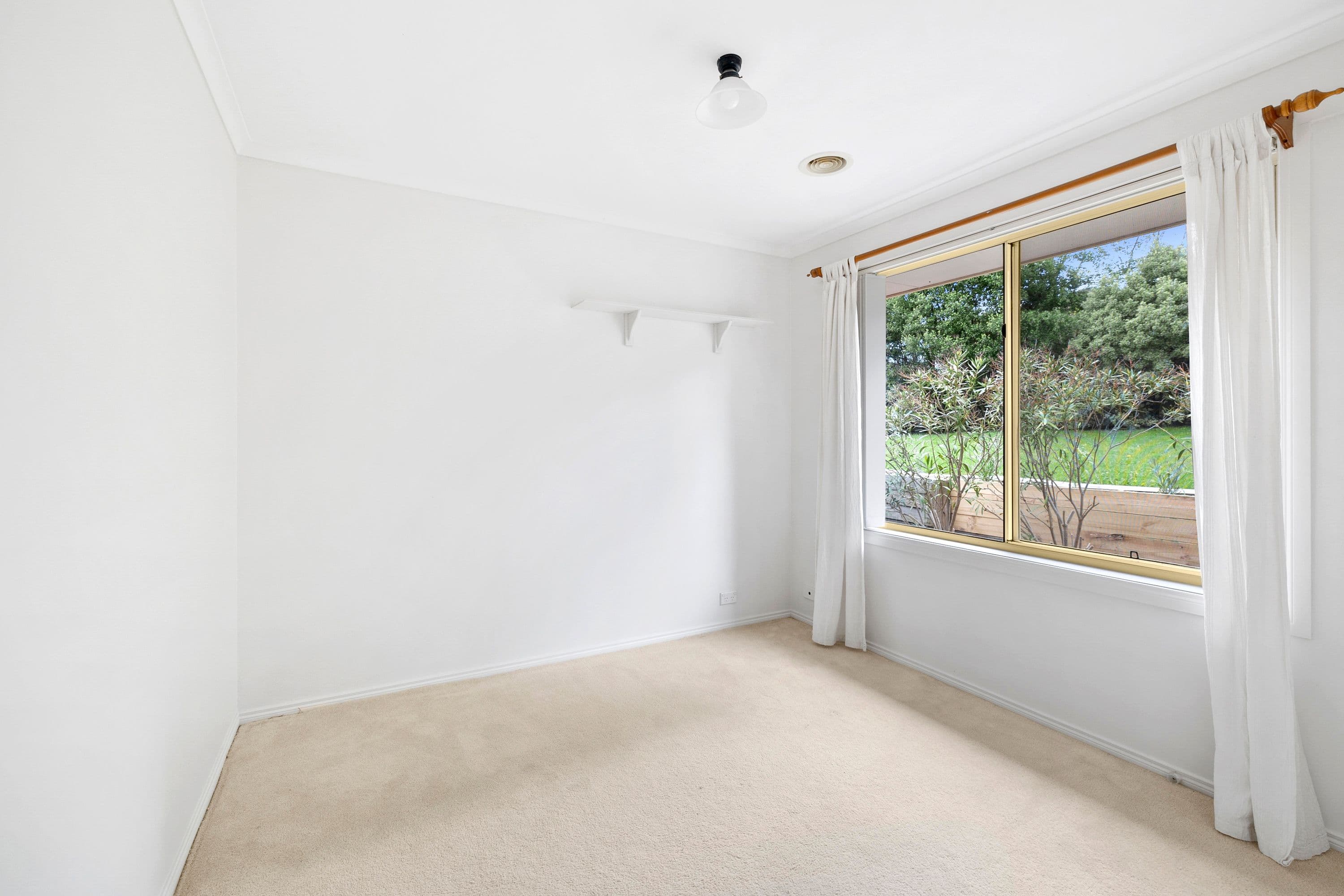 4 Bellbird Court, Mount Helen VIC 3350, Mount Helen - Thumbnail 8