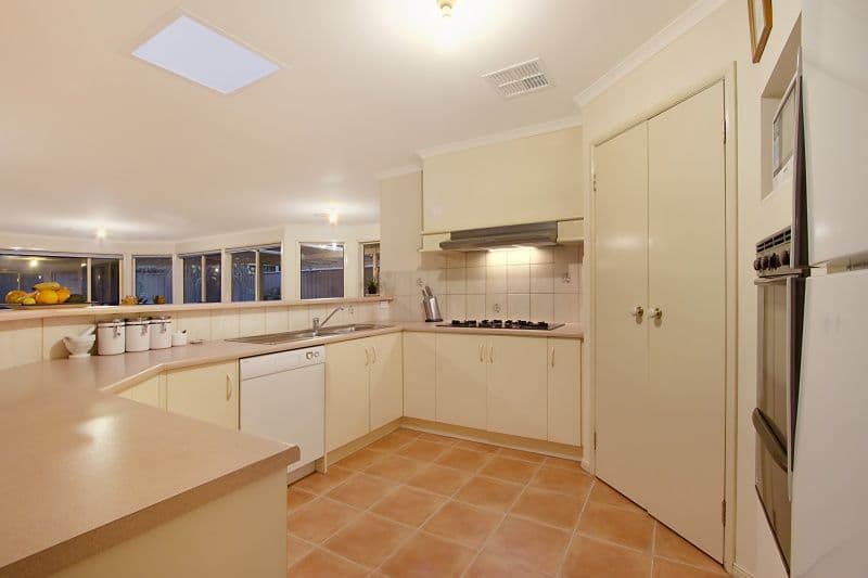 29 Victoria Drive, OAKDEN SA 5086, Oakden - Thumbnail 6