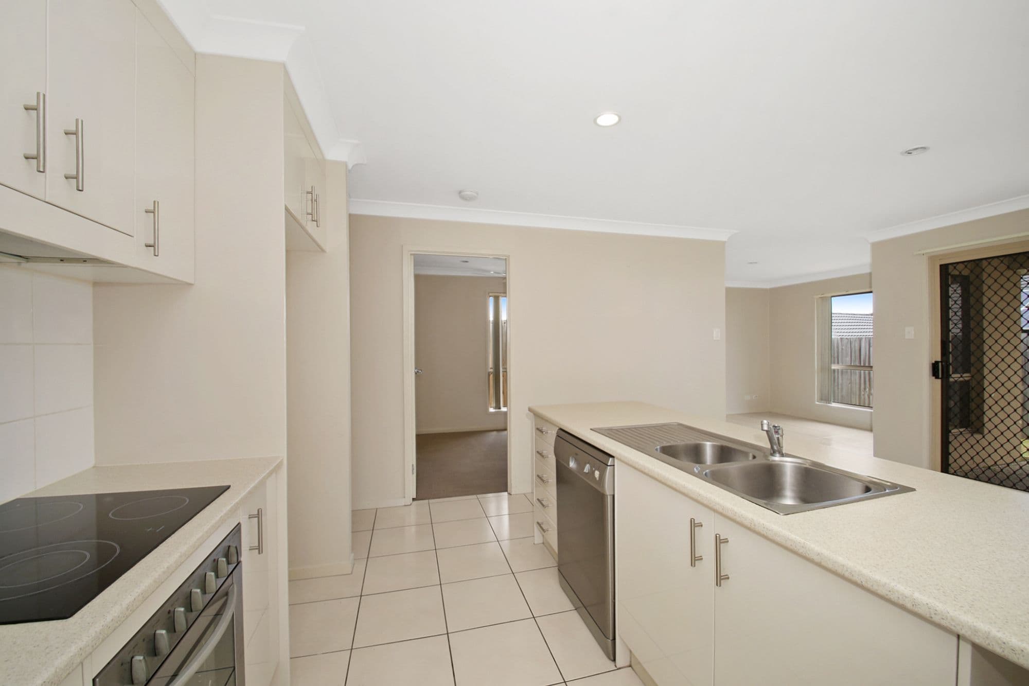 3 Daintree Circuit, North Lakes QLD 4509, North Lakes - Thumbnail 3
