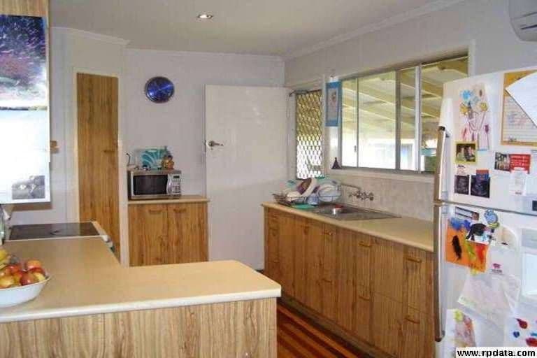 18 Bay View, Sellicks Beach, SA, 5174, Sellicks Beach - Thumbnail 2