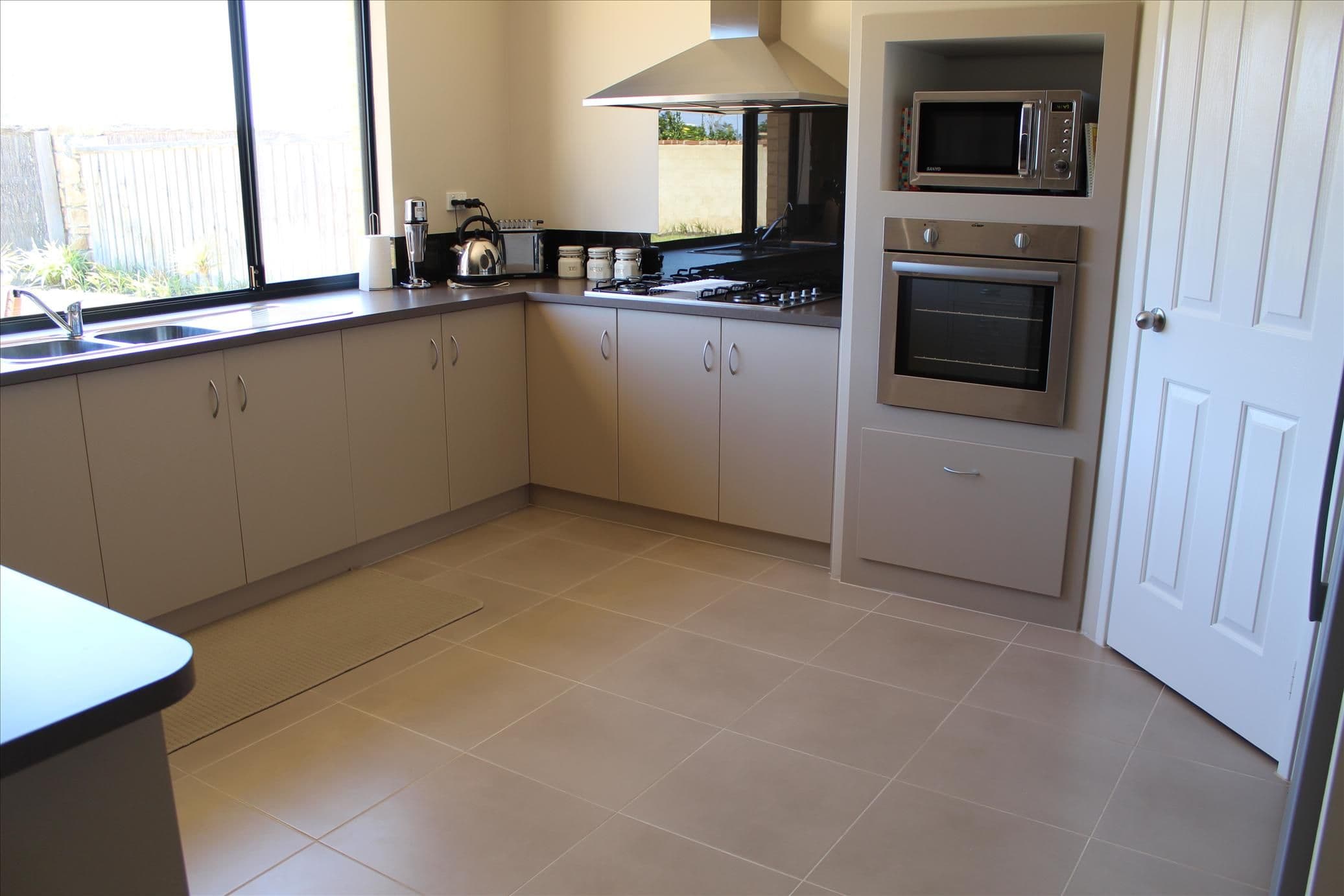 79 Fantail Crescent, ELLENBROOK WA 6069, Ellenbrook - Thumbnail 3