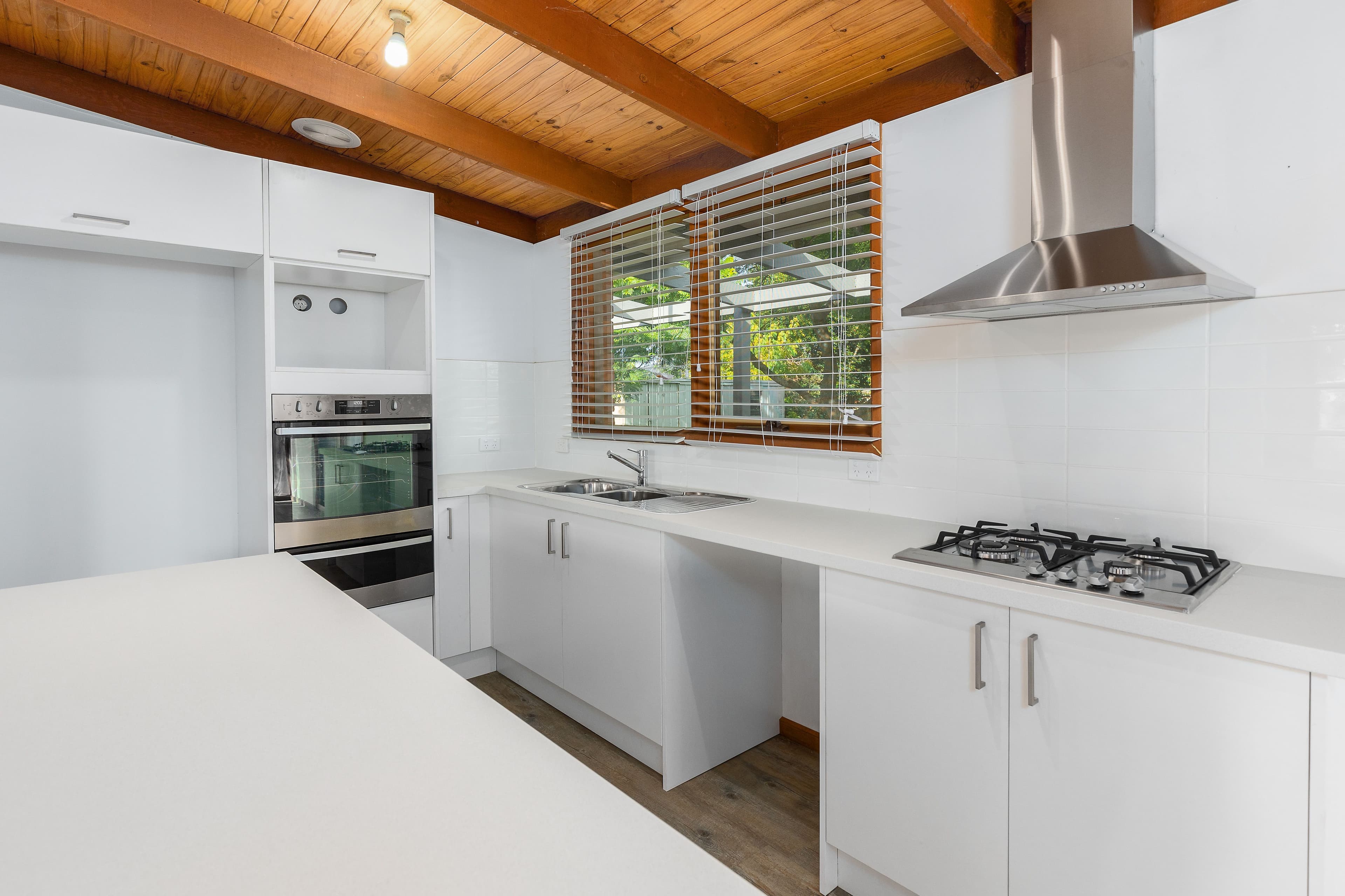 68 First Avenue, Rosebud VIC 3939, Rosebud - Thumbnail 2