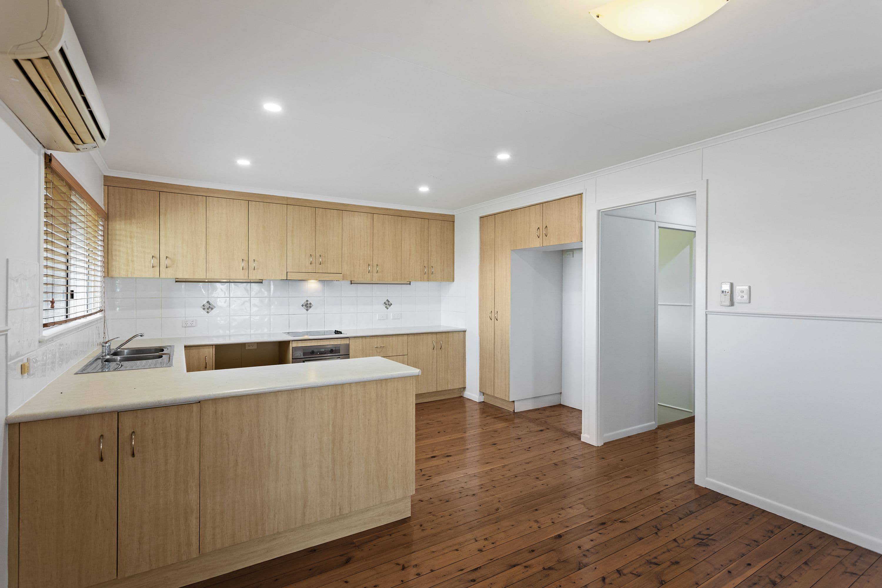 4 Eiser Street, Harristown QLD 4350, Harristown - Thumbnail 3