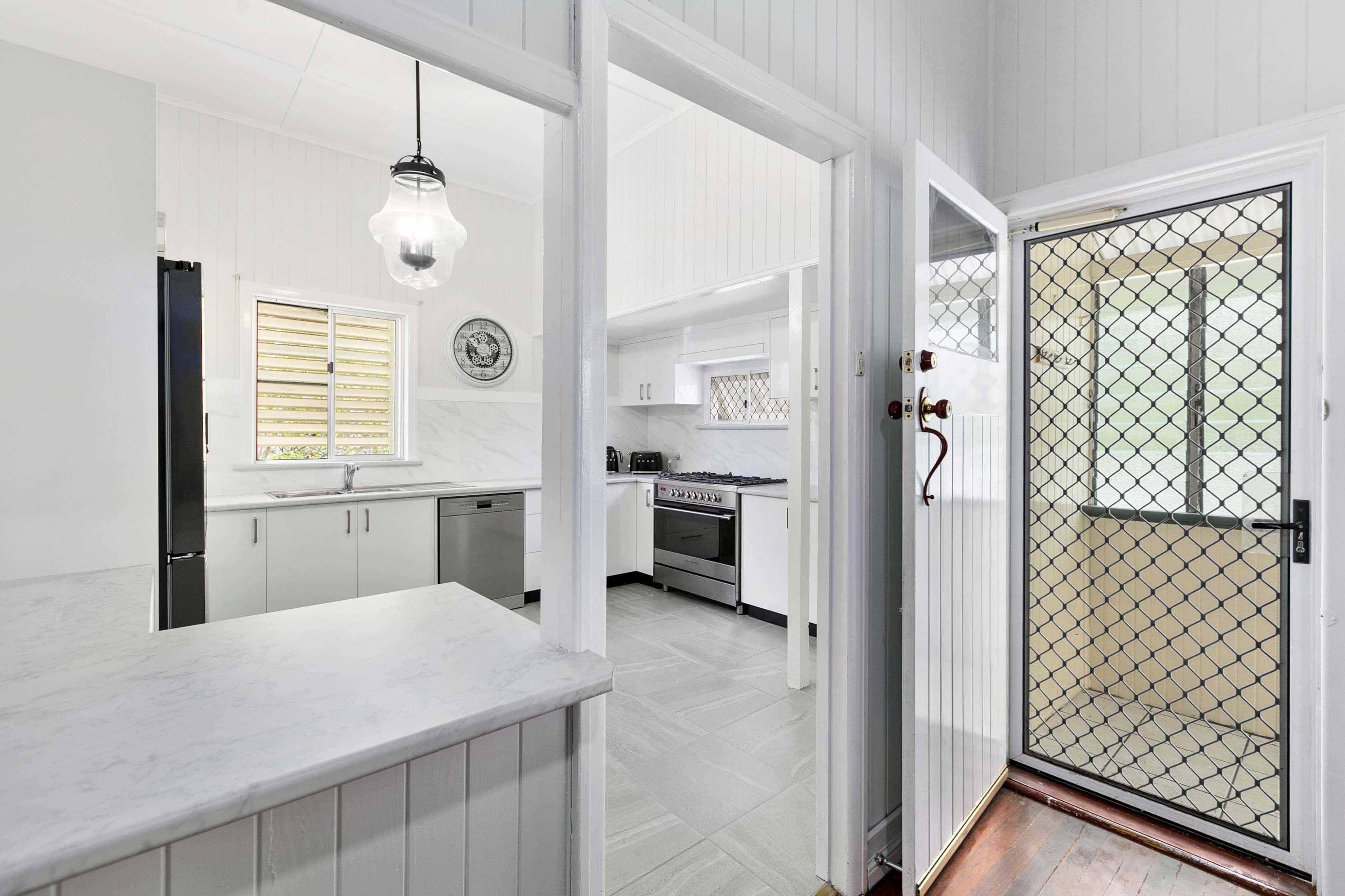 73 Banana Street, Granville QLD 4650, Granville - Thumbnail 5