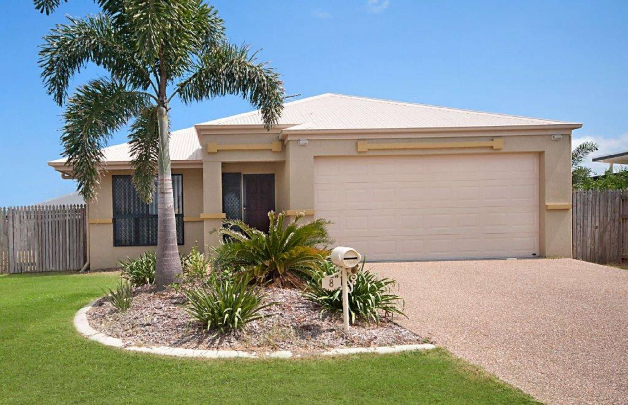 8 Fontwell Court, MOUNT LOW QLD 4818, Mount Low - Image 1