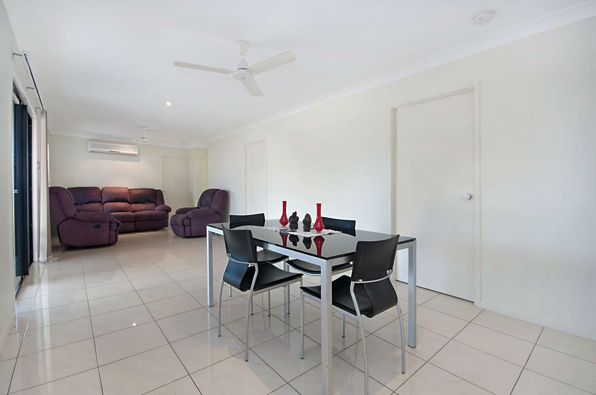 8 Fontwell Court, MOUNT LOW QLD 4818, Mount Low - Thumbnail 3